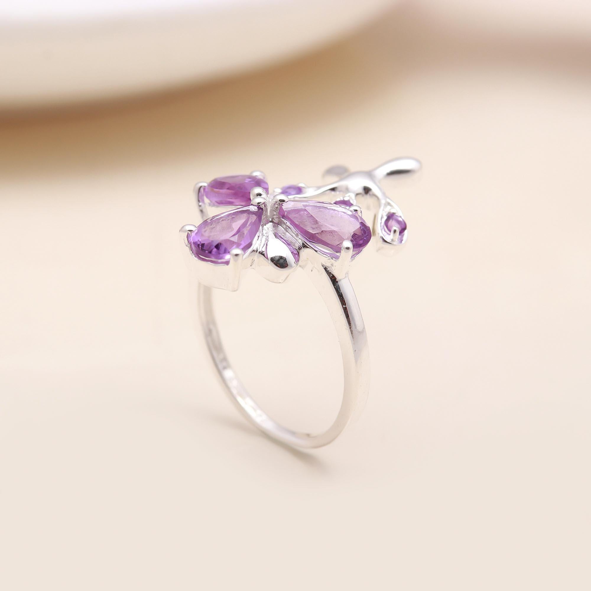 The Amethyst Bloom: Pear Cut Flower Ring