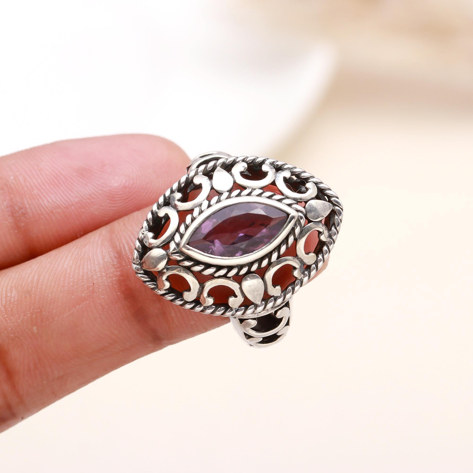 The Vintage Marquis: Amethyst Filigree Dome Ring