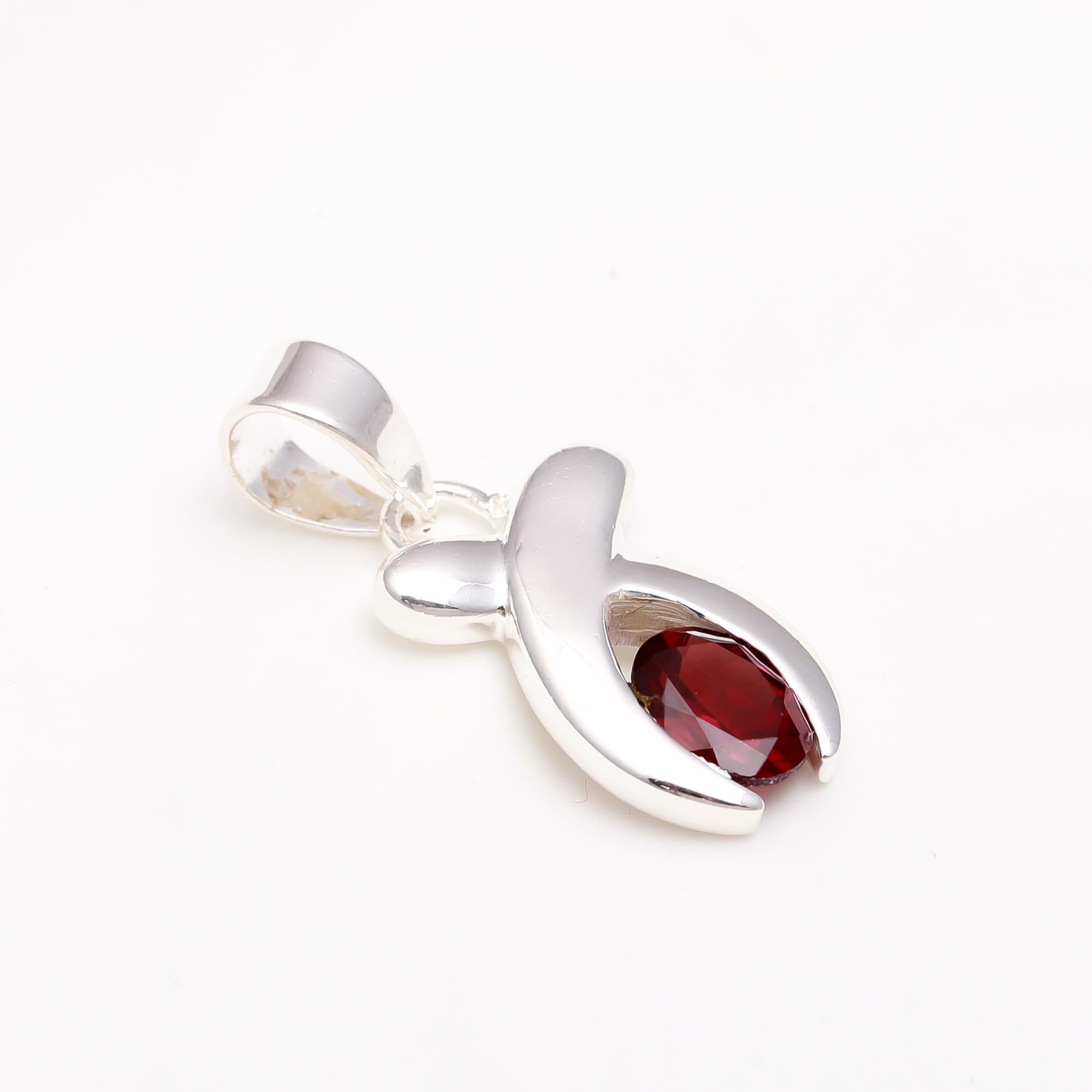 Natural Red Garnet Pendant in 925 Sterling Silver – Modern Curved Design Necklace Charm