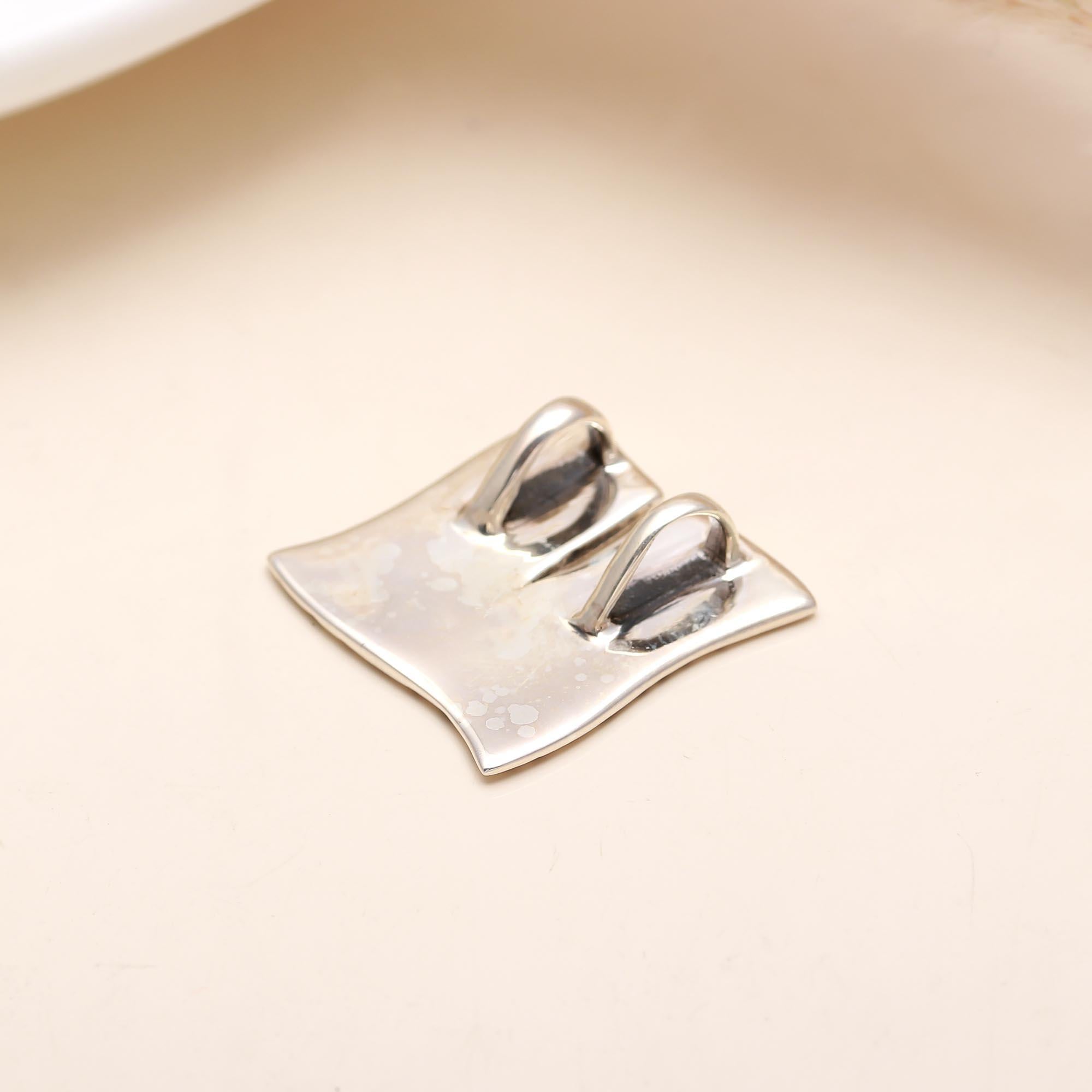 925 Sterling Silver Designer V Saved Pendant