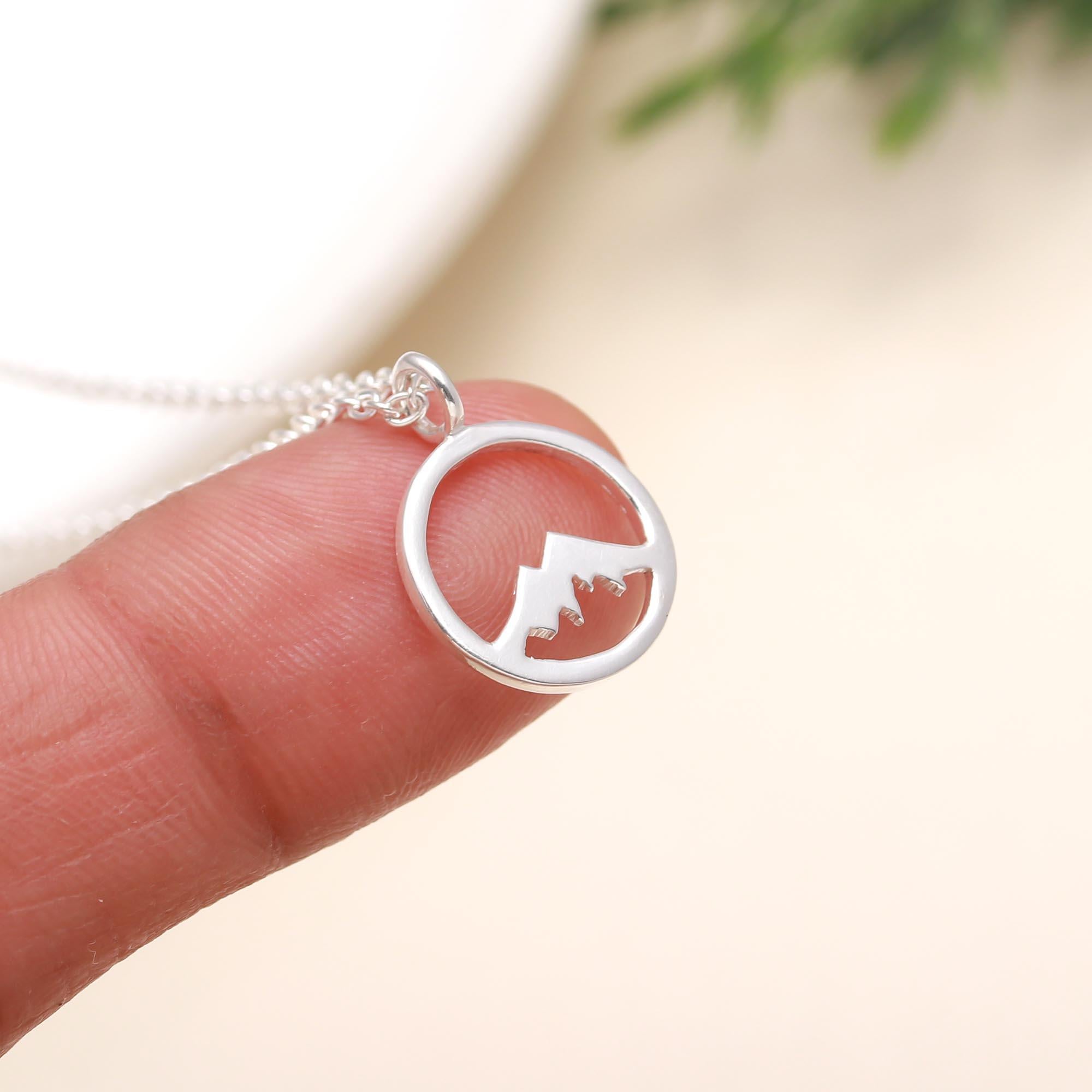 925 Silver Mountain Circle Pendant Necklace