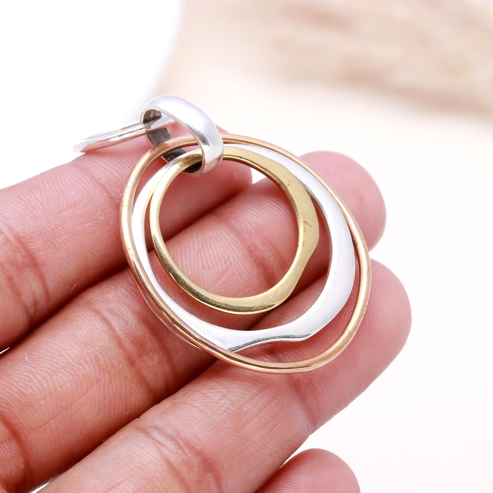 The Tri-Tone Unity: Organic Interlocking Circles Pendany