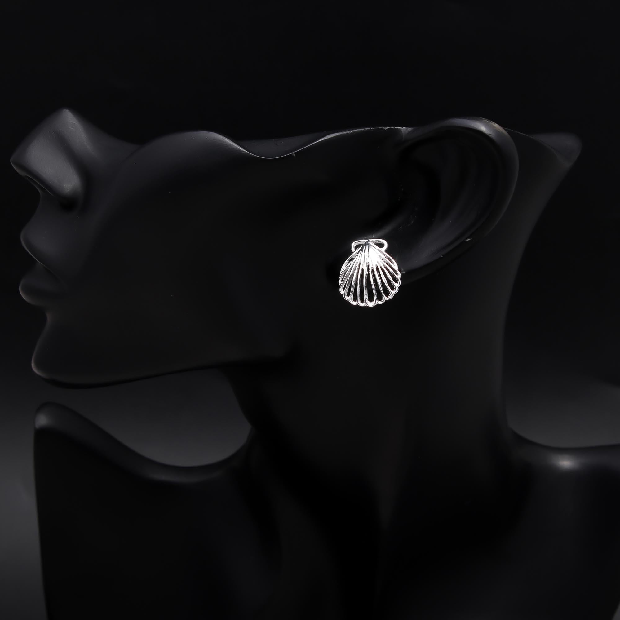 925 Sterling Silver Shell Stud Earrings