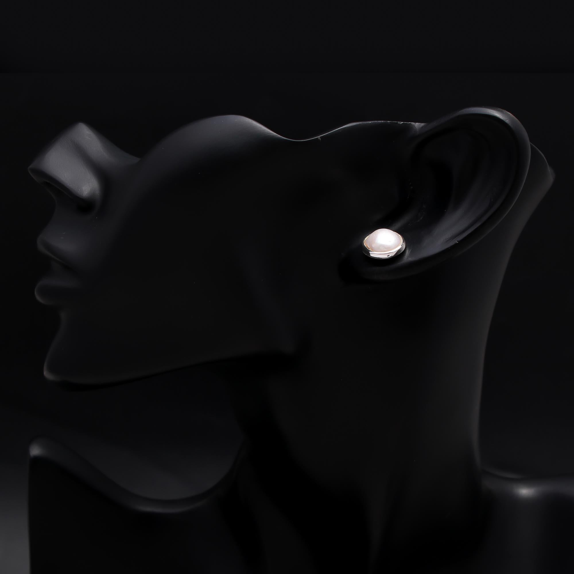 925 Sterling Silver Pearl Classic Stud Earrings