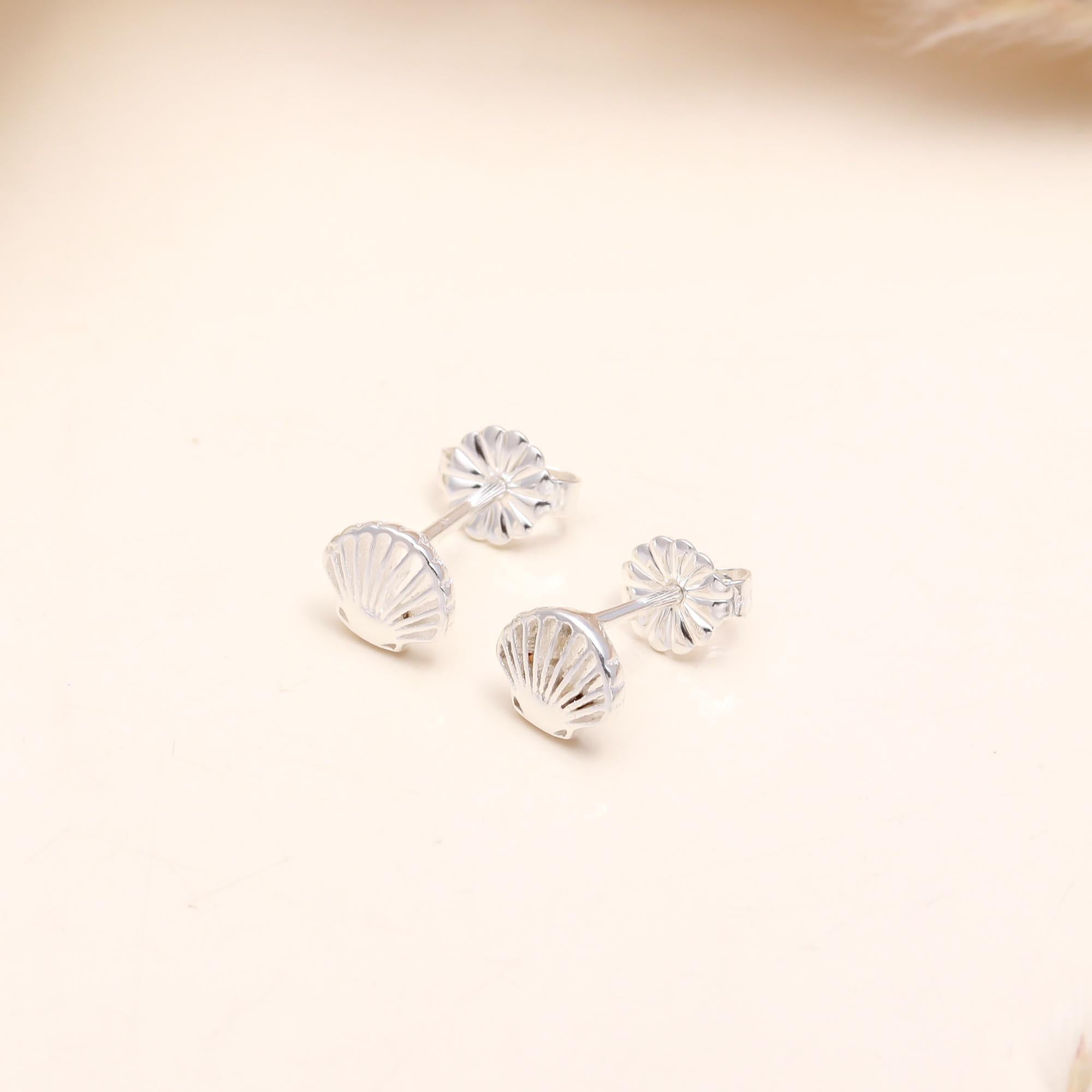 925 Sterling Silver Seashell Stud Earrings