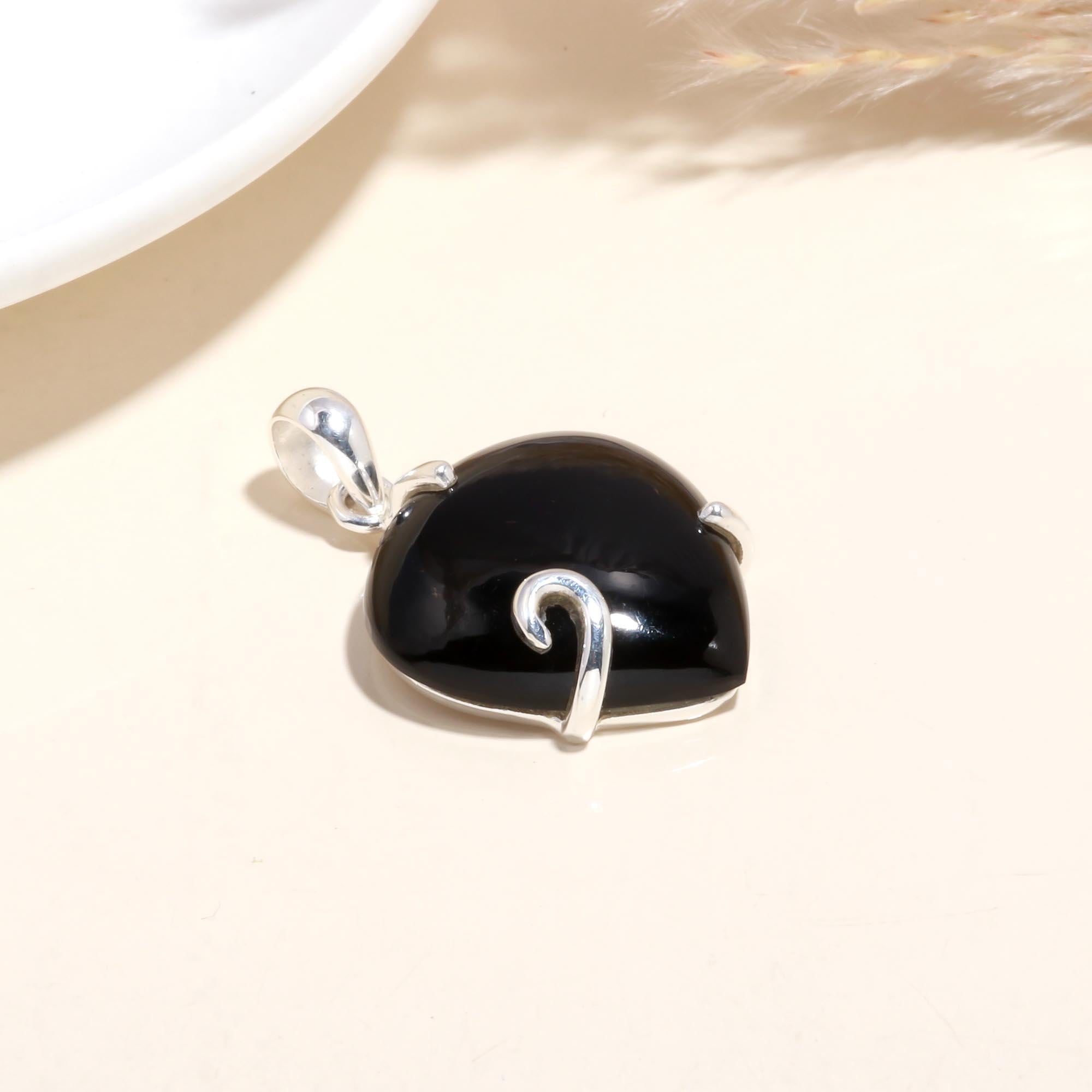 925 Sterling Silver Heart Black Onyx Pendant