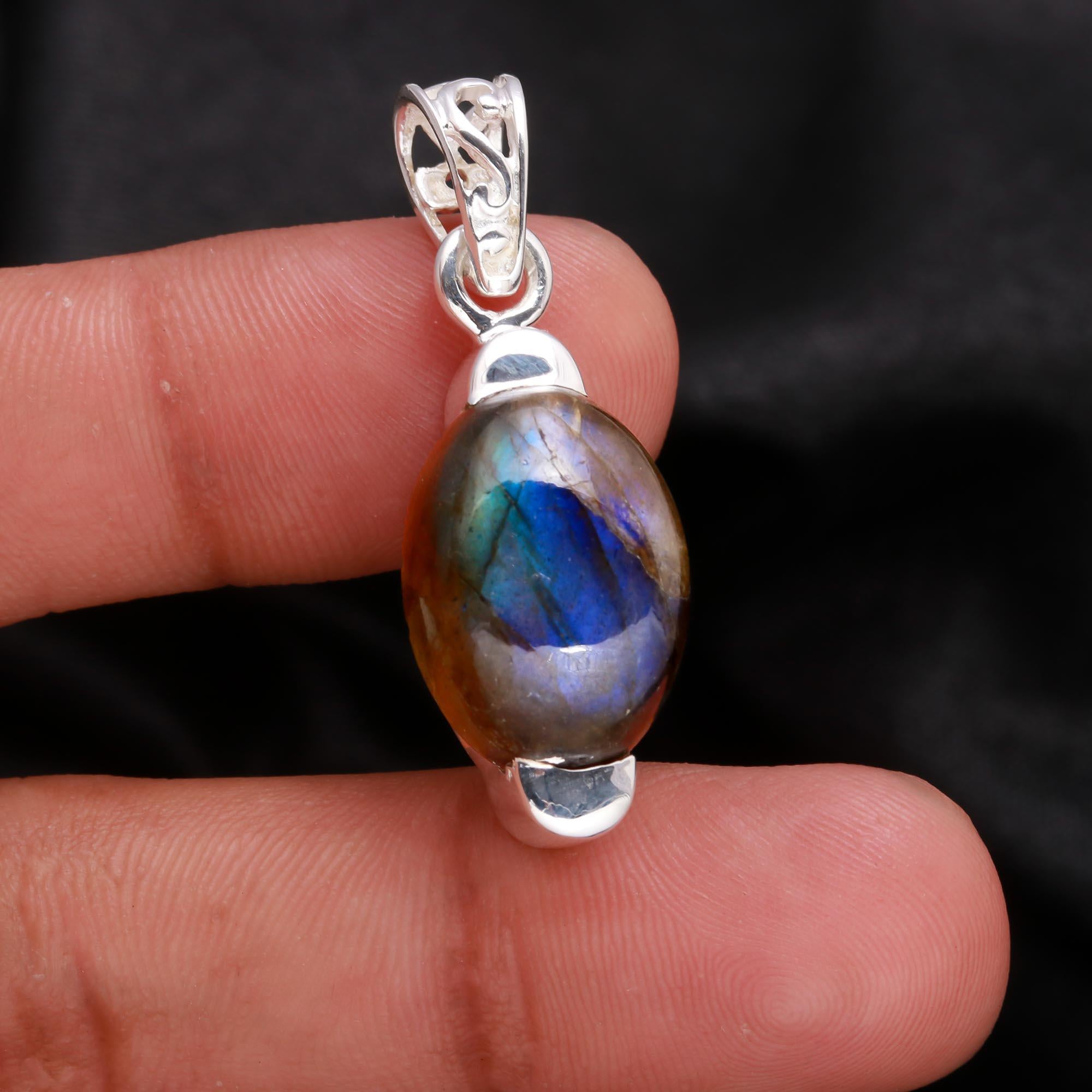 925 Sterling Silver Handmade Natural Labradorite Pendant