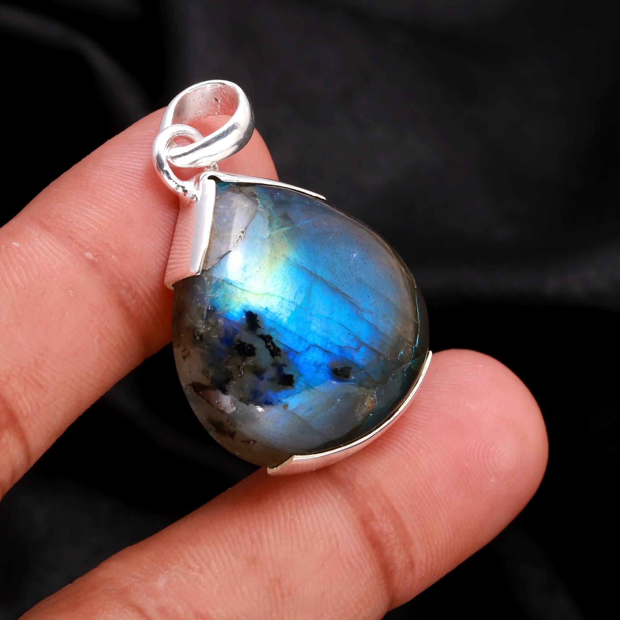The Aurora Tear: Labradorite Sterling Silver Pendant