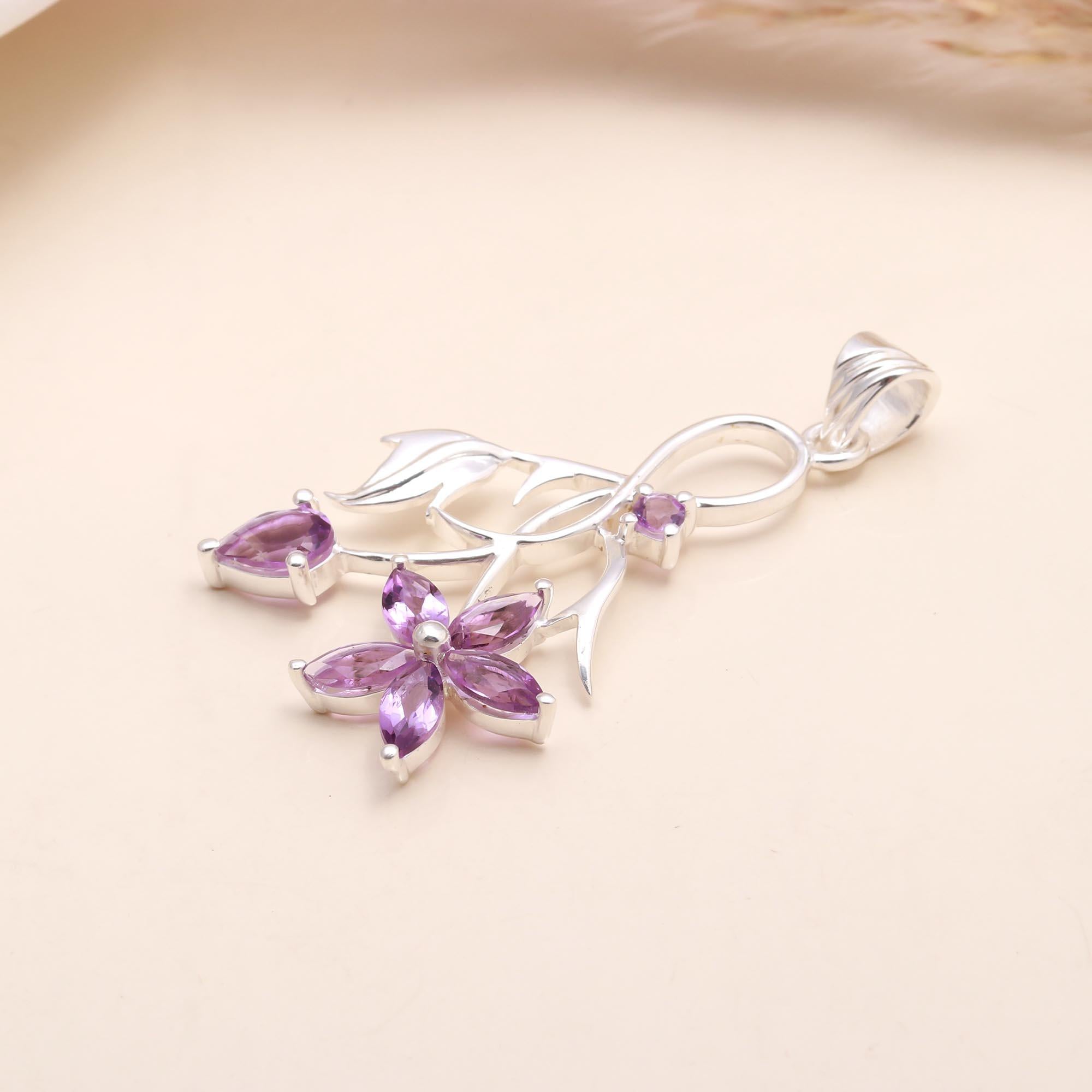 925 Sterling Silver Amethyst Floral Pendant