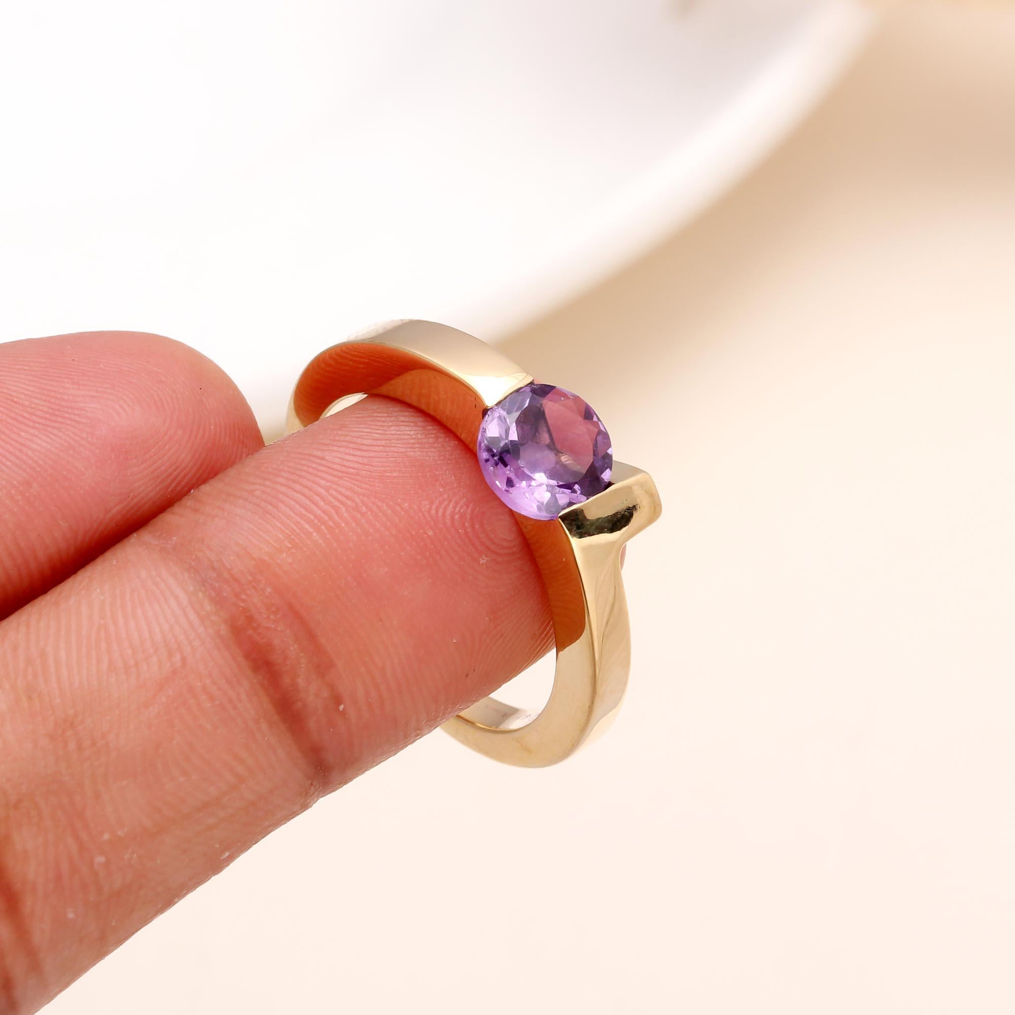 925 Sterling Silver Amethyst Solitaire Ring