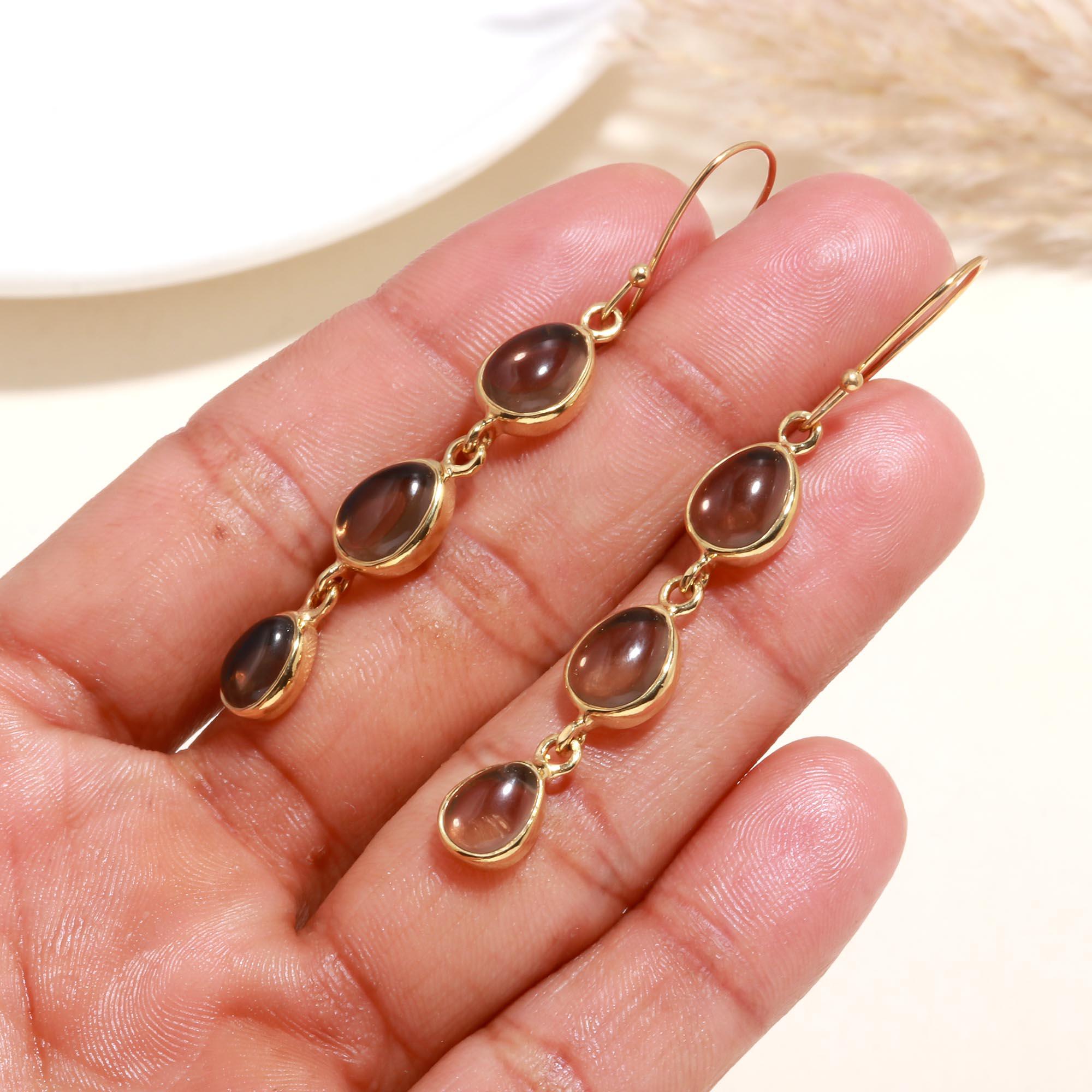 The Smoky Tier: Linear Quartz Drop Earrings