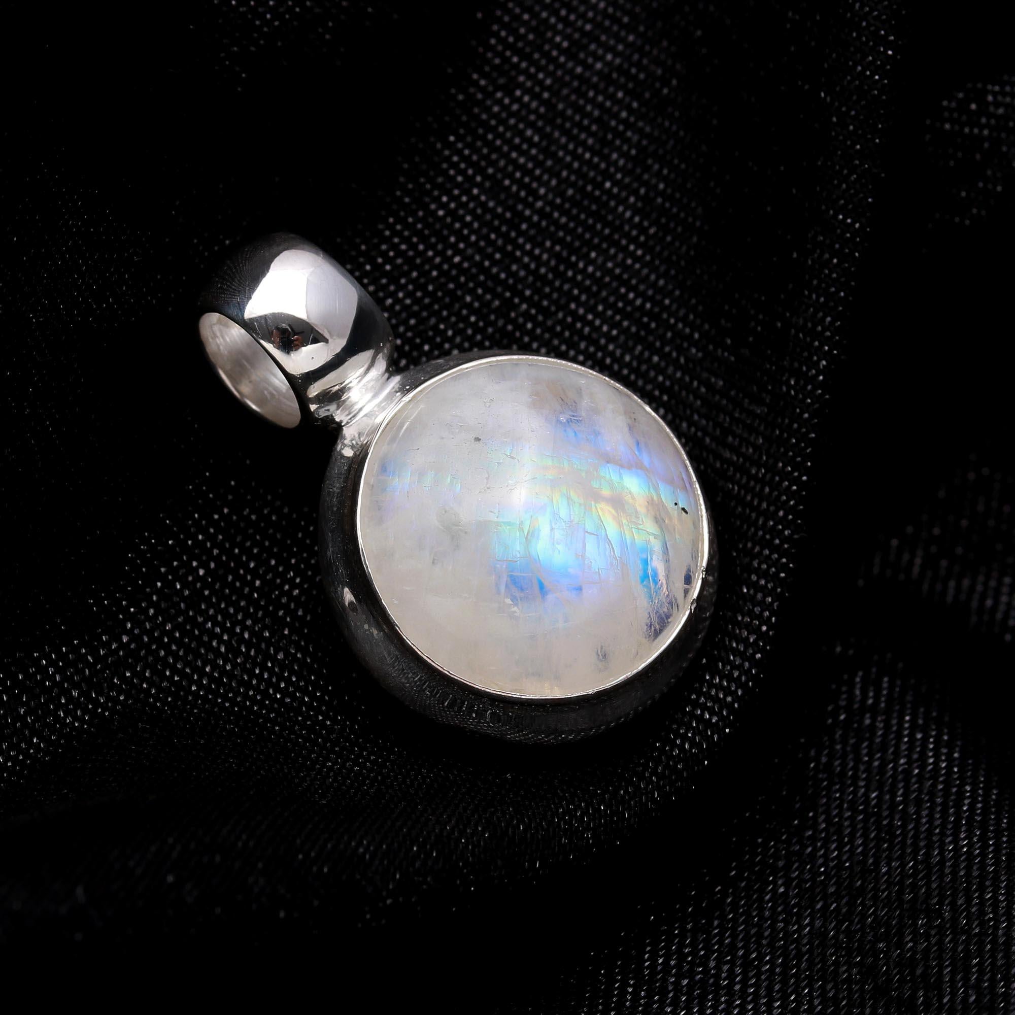 925 Sterling Silver Rainbow Moonstone Pendant