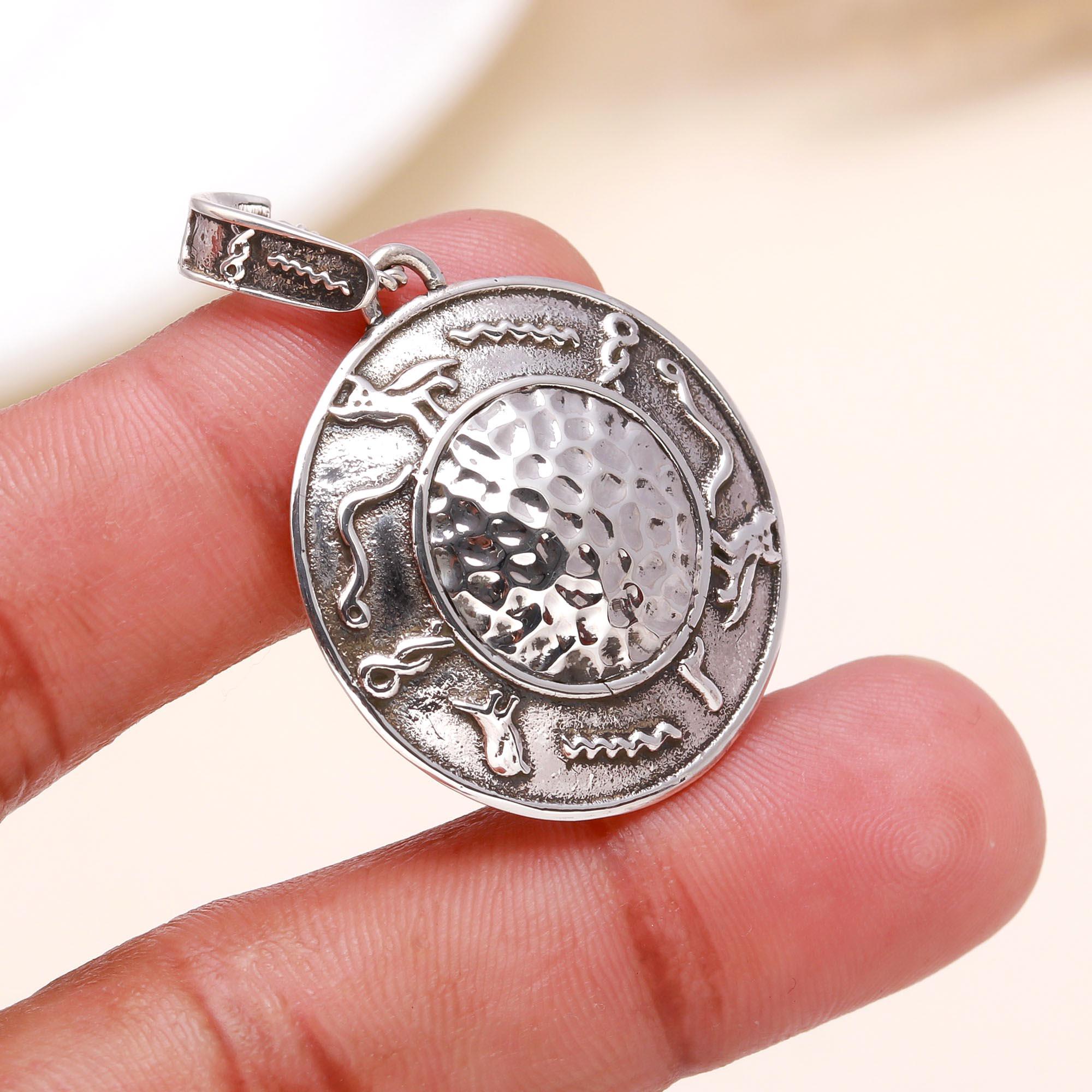 925 Sterling Silver Round Medallion Pendant