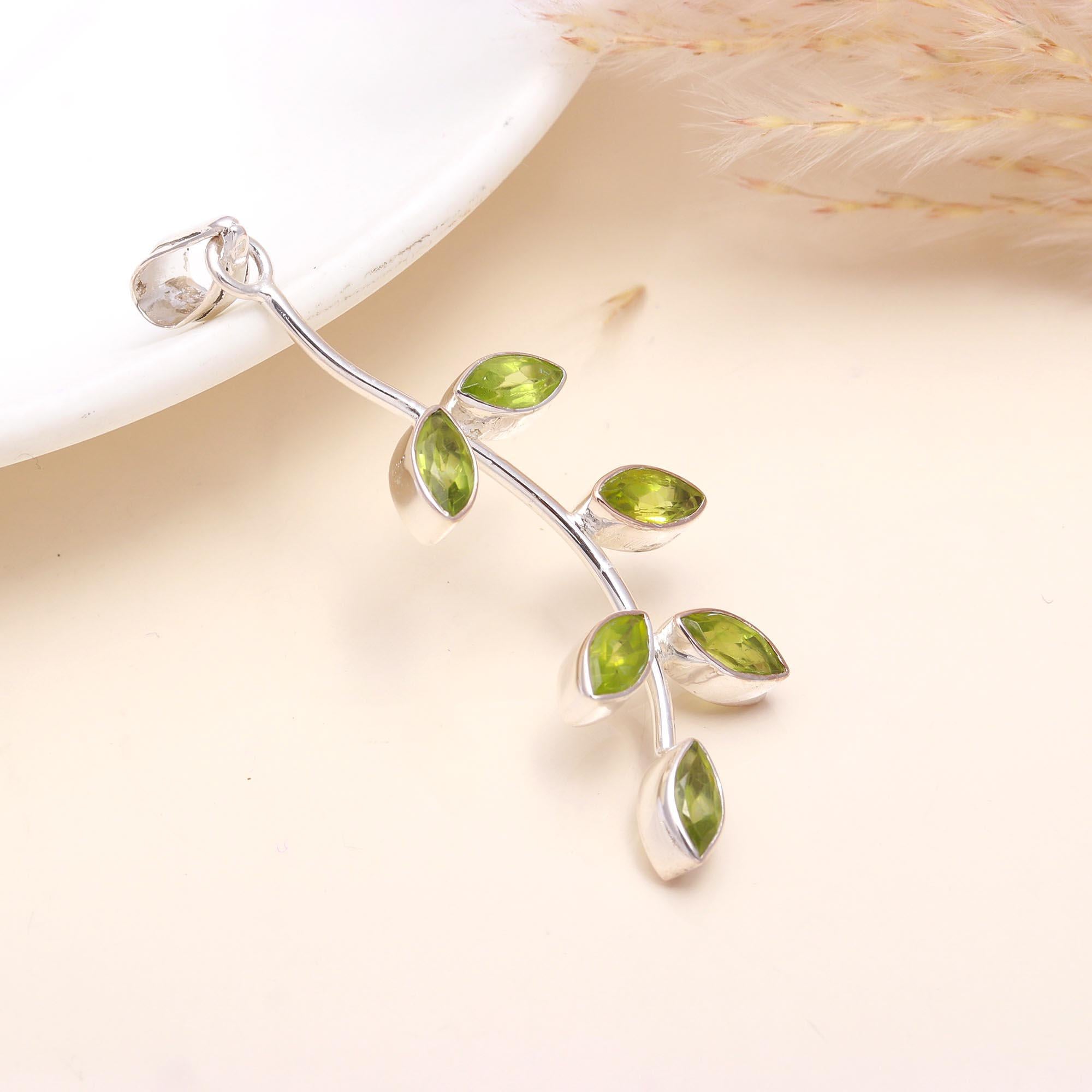 925 Sterling Silver Peridot Leaf Pendant