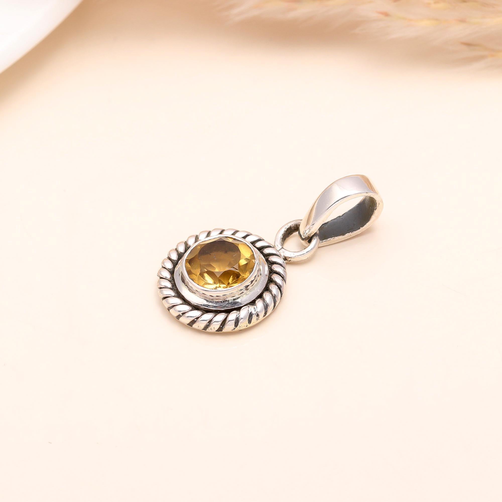 925 Sterling Silver Vintage Citrine & Twisted Rope Pendant