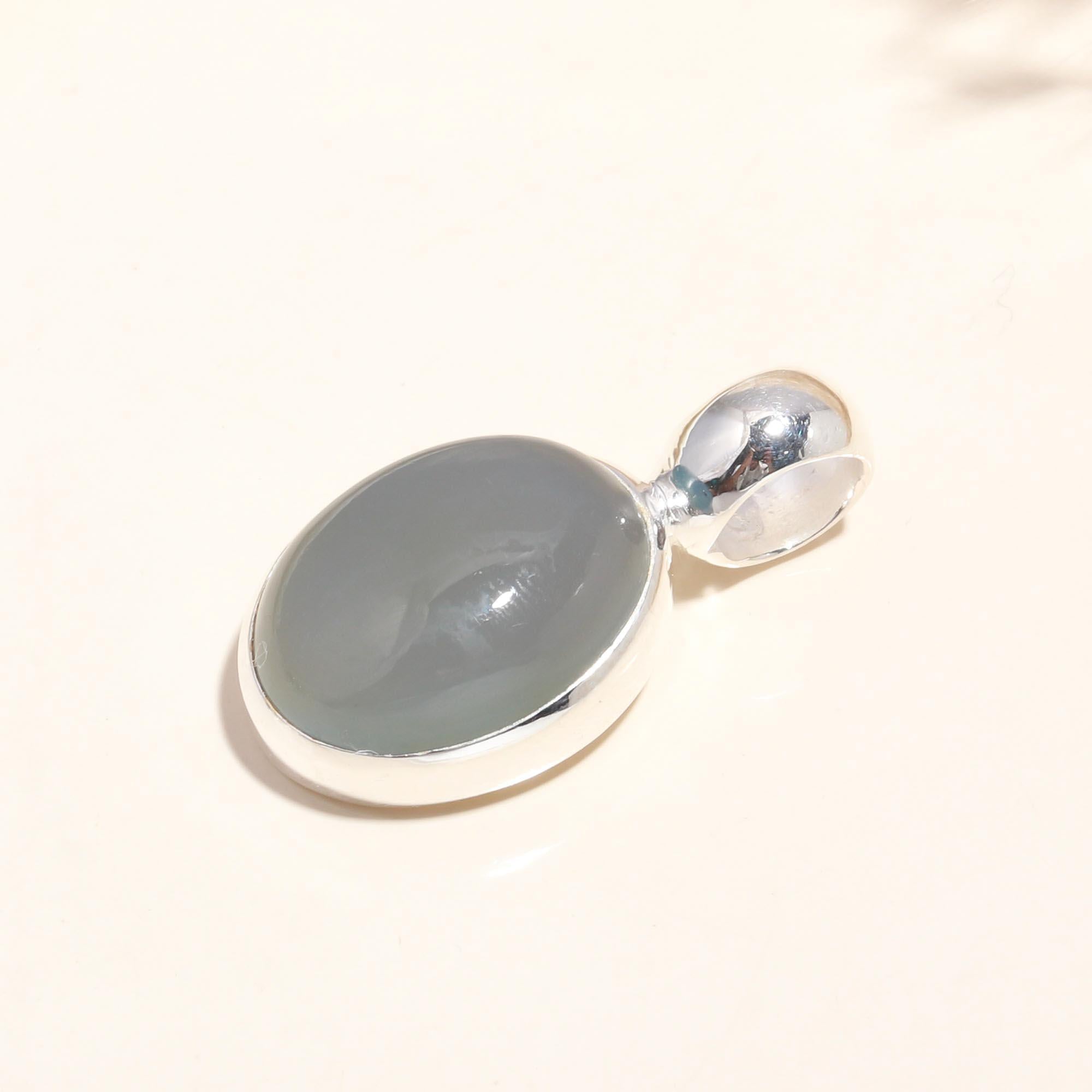 925 Sterling Silver Grey Moonstone Pendant