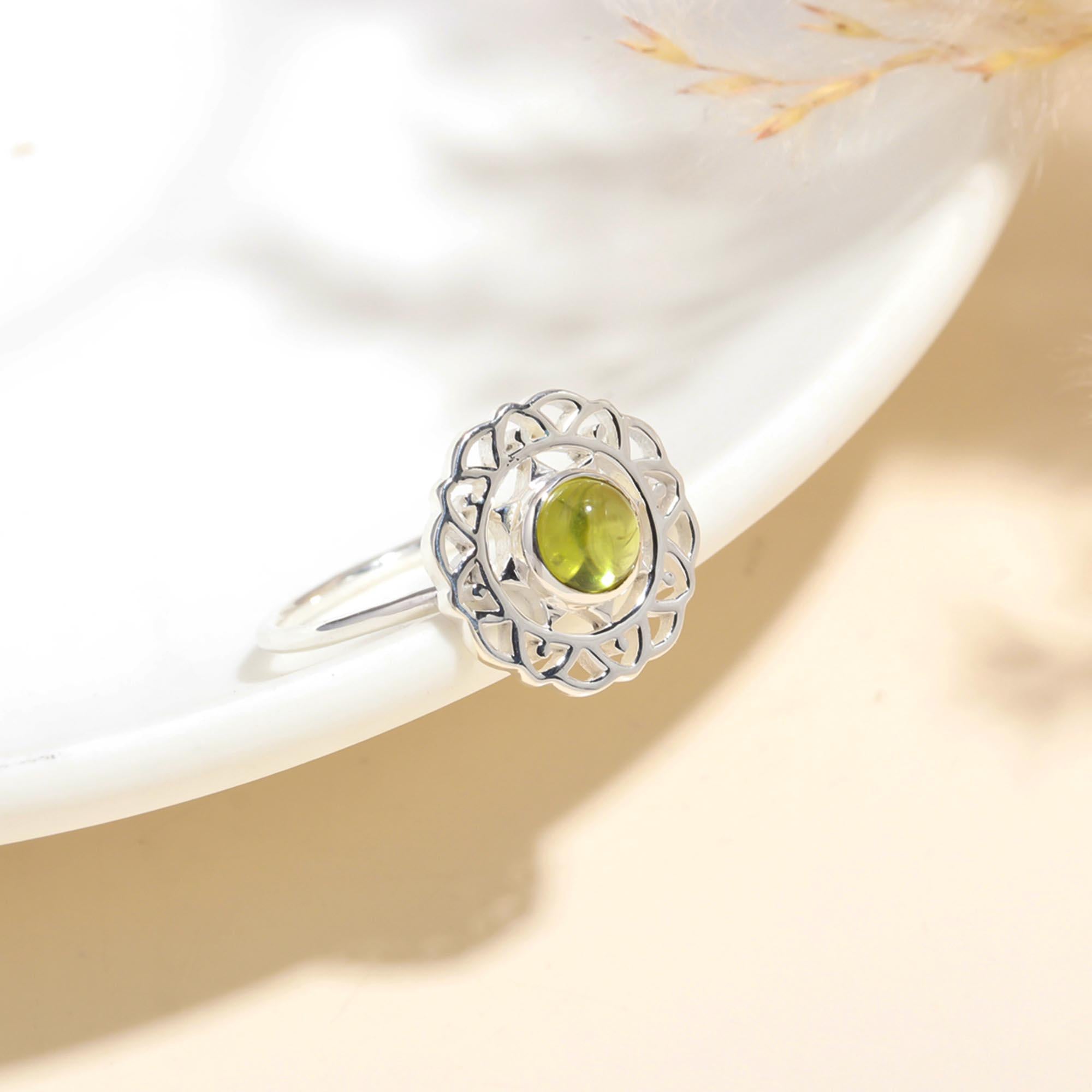 925 Sterling Silver Peridot Mandala Ring