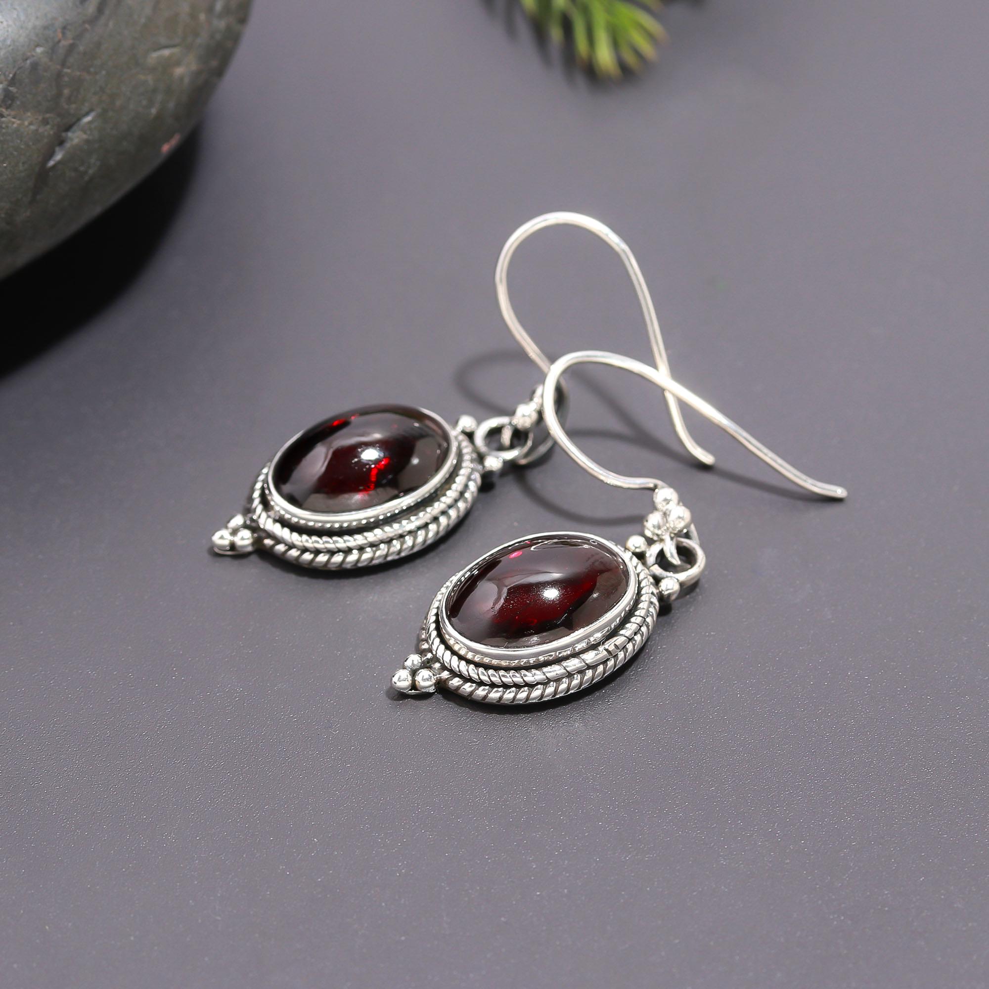 925 Silver Oval Garnet Dangle Earrings