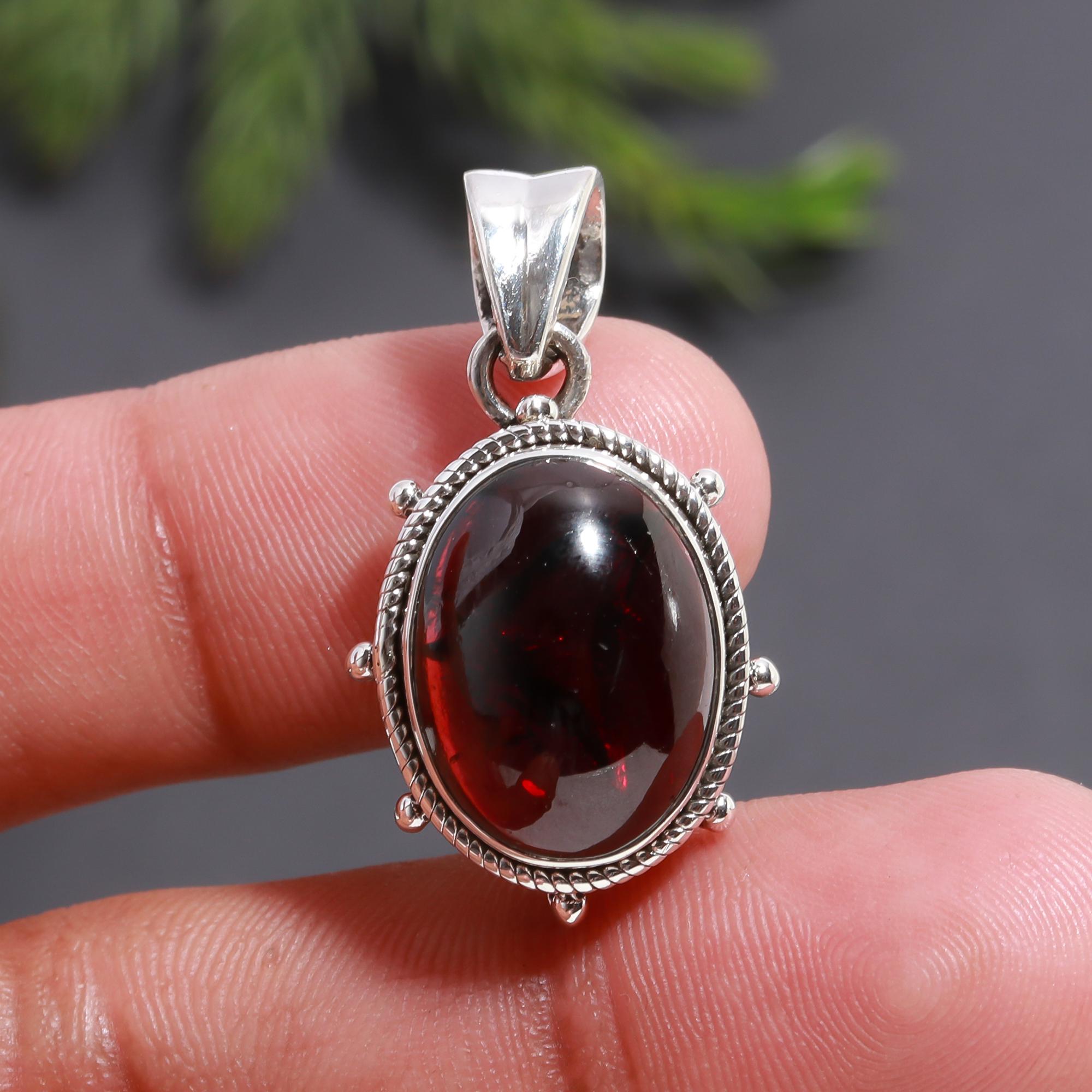 925 Silver Garnet Pendant