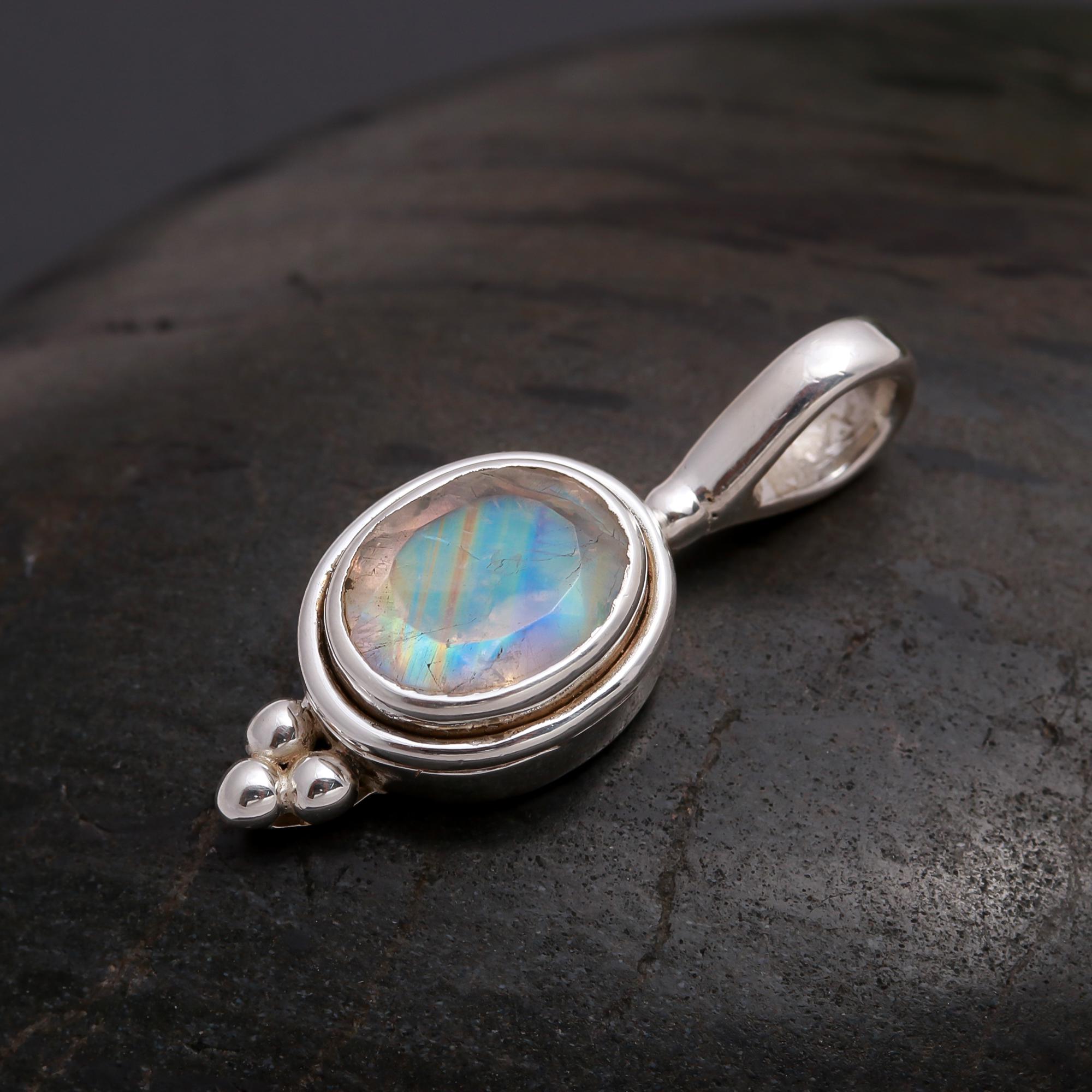 925 Silver Moonstone Pendant
