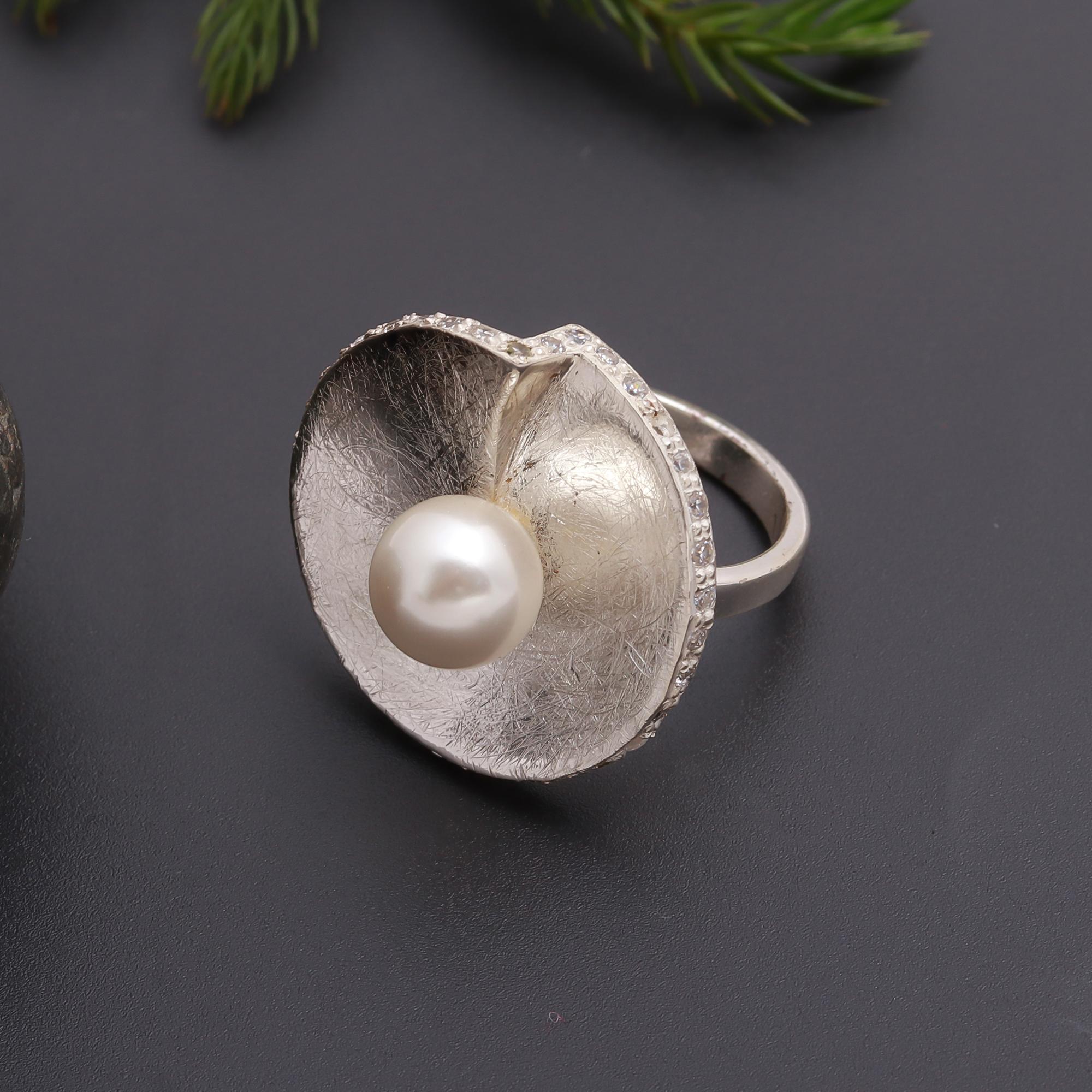 925 Silver Pearl Ring
