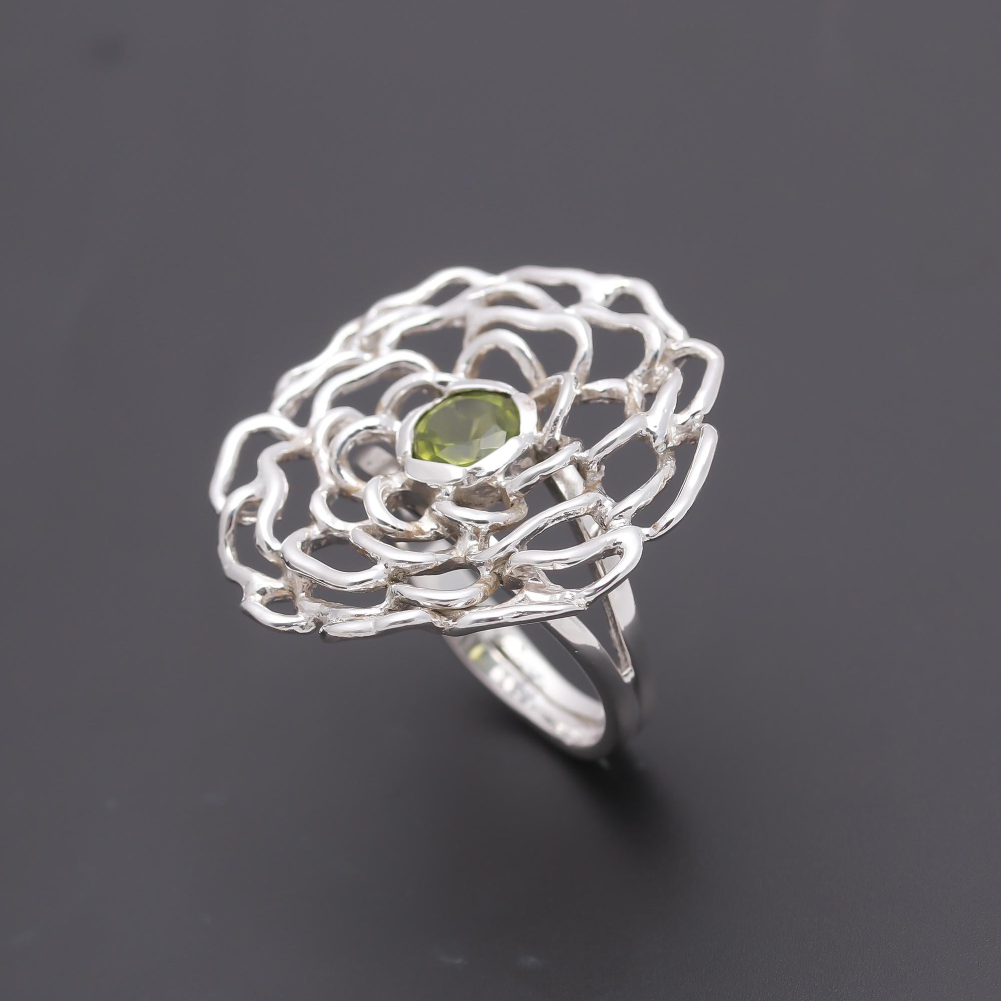 925 Silver Openwork Floral Ring