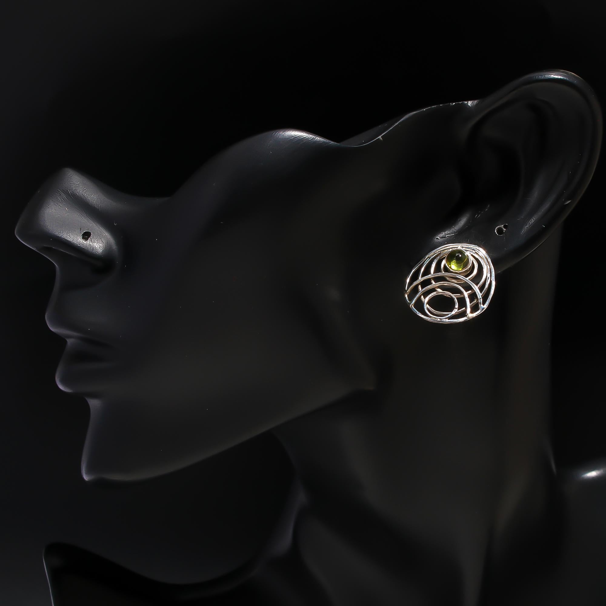 925 Silver Open Wire Peridot Stud Earrings