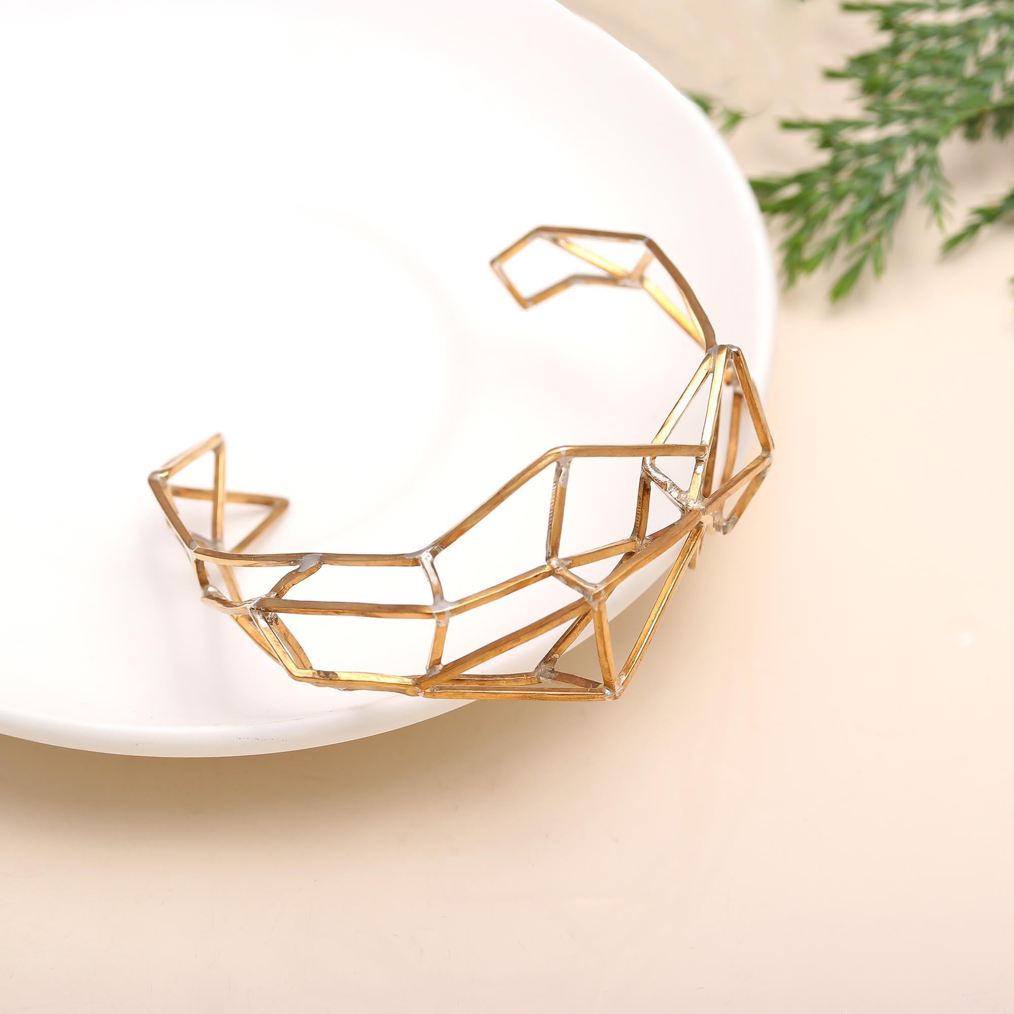The Architect's Lattice: Geometric Gold Vermeil Wire Cuff