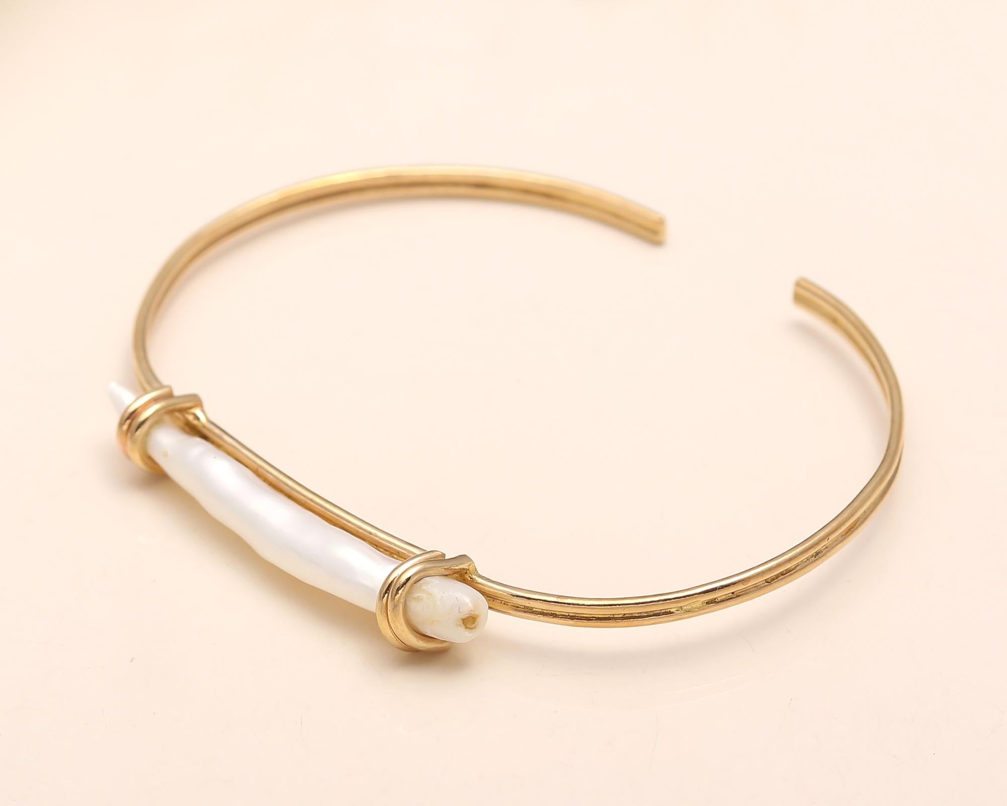 The Luminous Horizon: Gold Vermeil & Stick Pearl Bangle