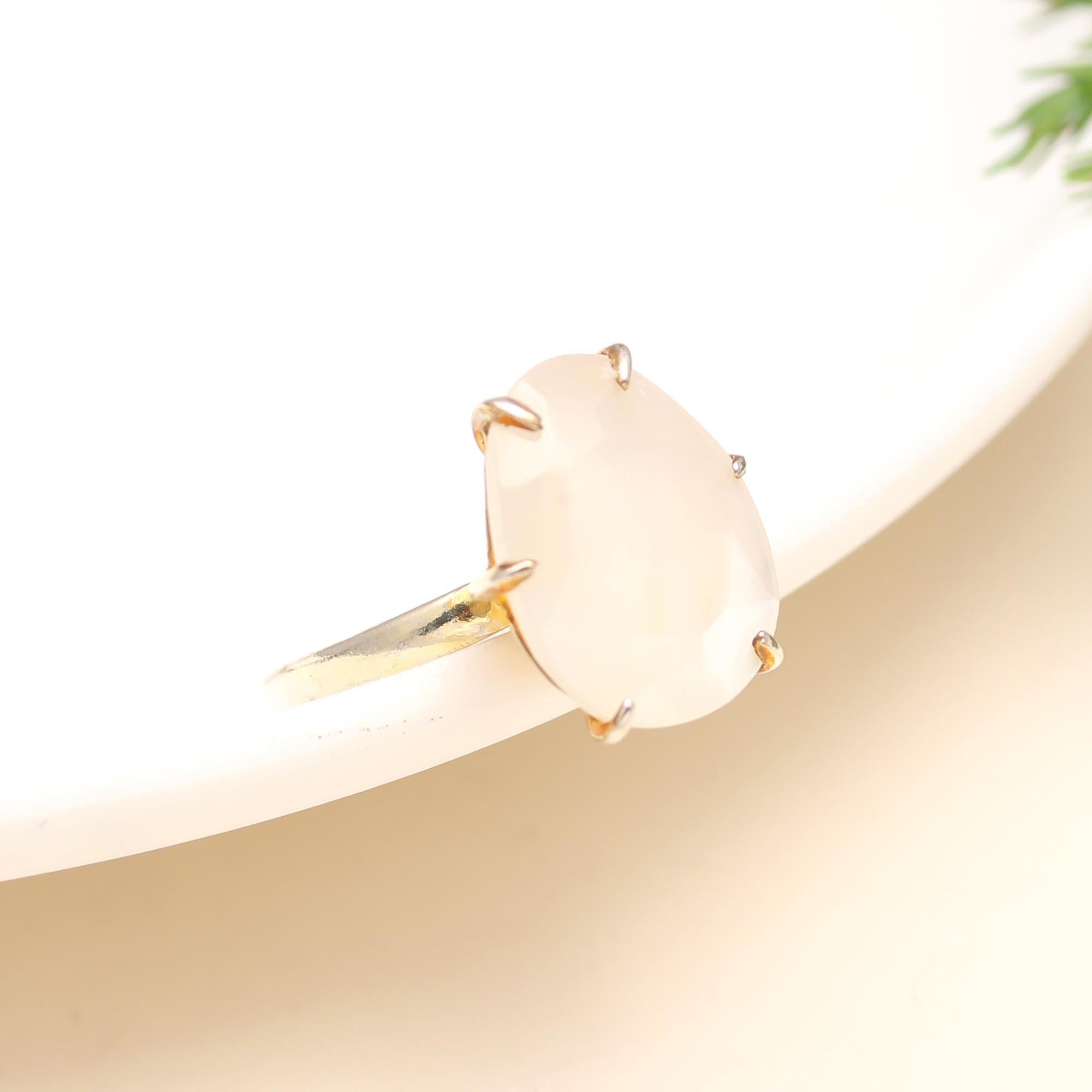 The Moonlit Oval: White Agate Statement Ring