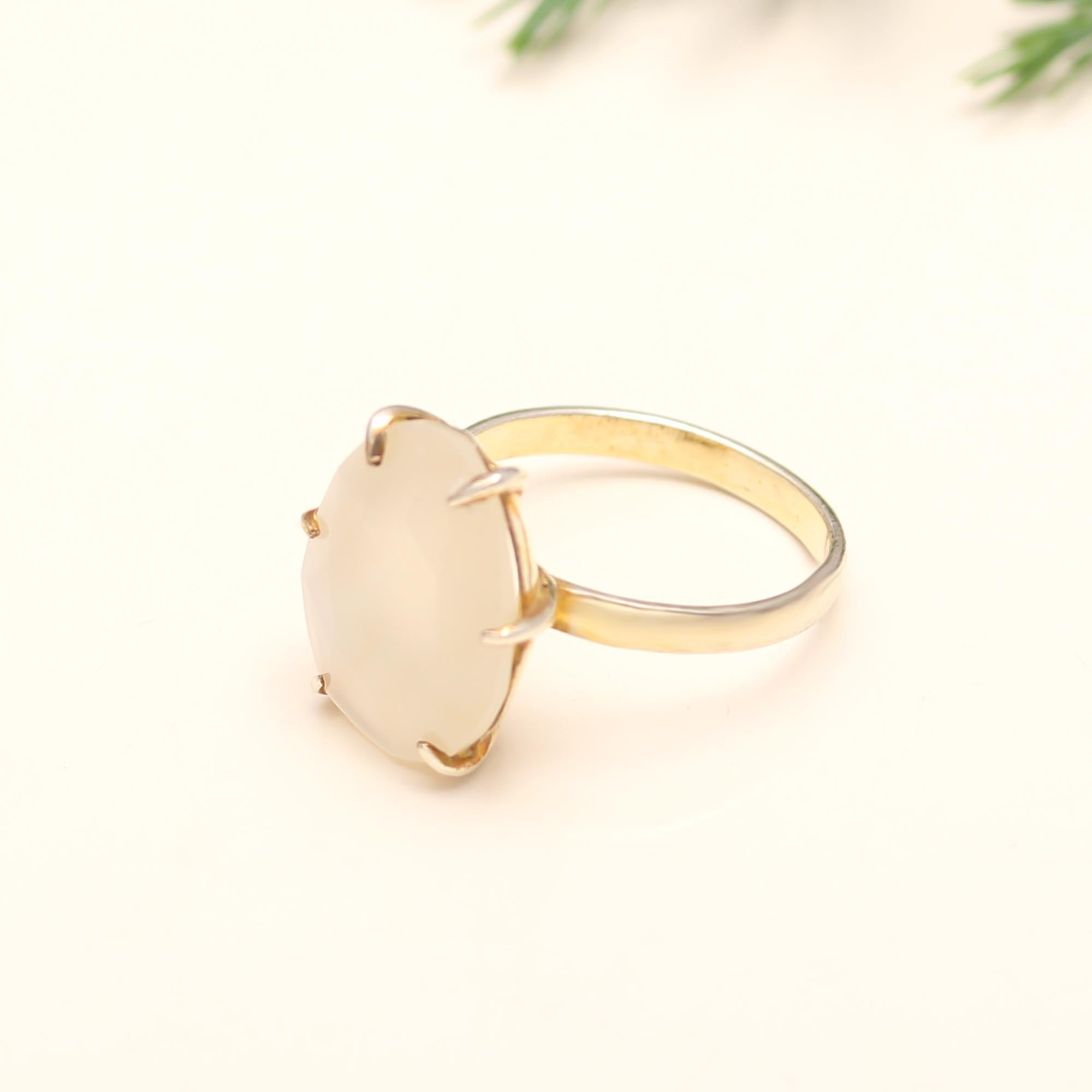 The Moonlit Oval: White Agate Statement Ring