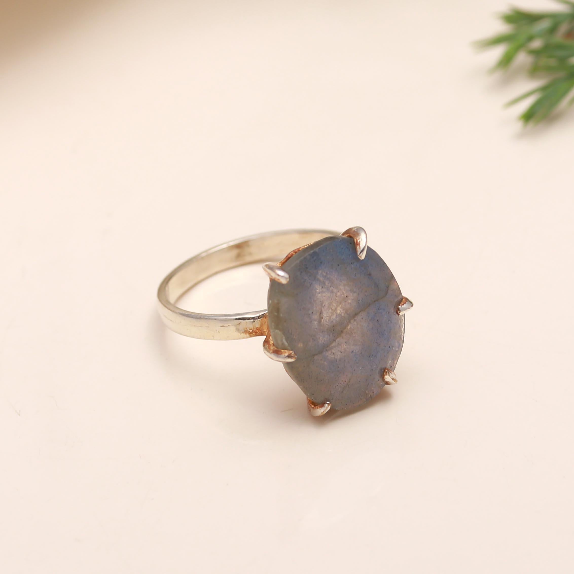 The Faceted Labradorite: Silver Claw Set Ring