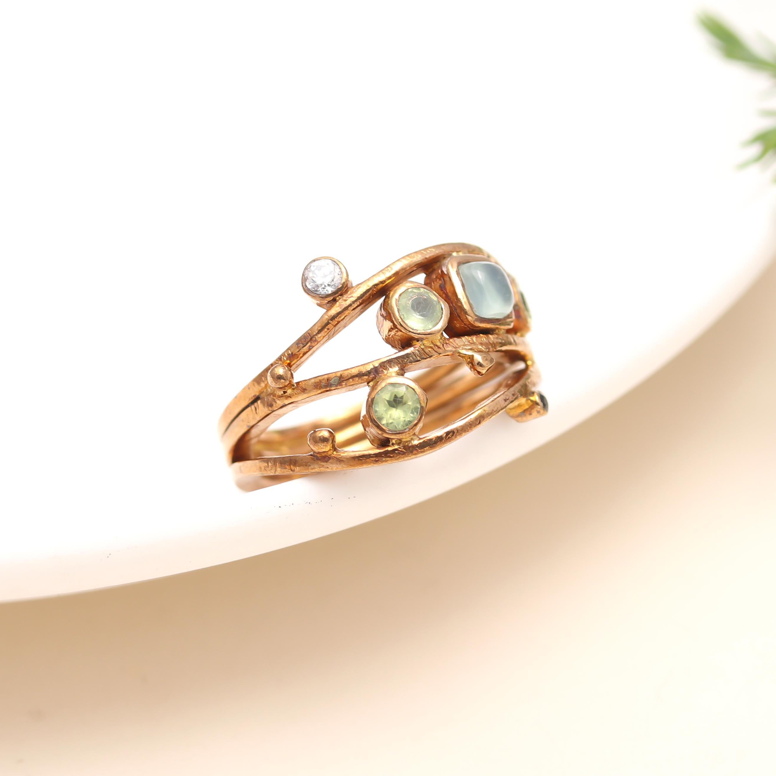 The Mixed Gemstone Cage: Multi-Row Peridot & Aquamarine Ring