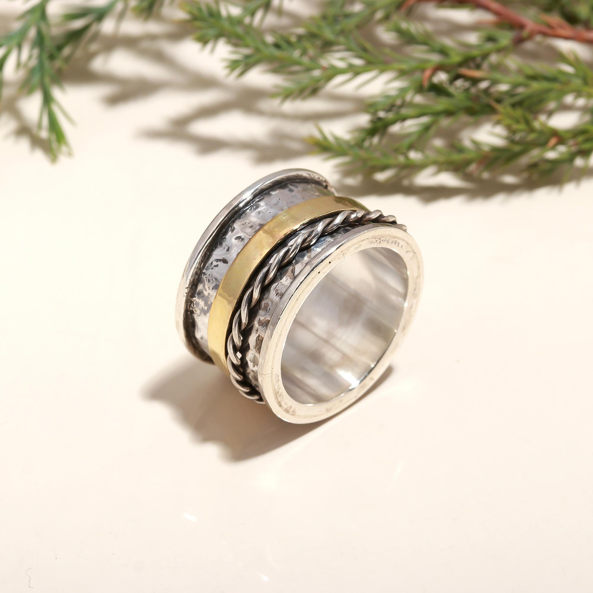 925 Silver Hammered Spinner Ring