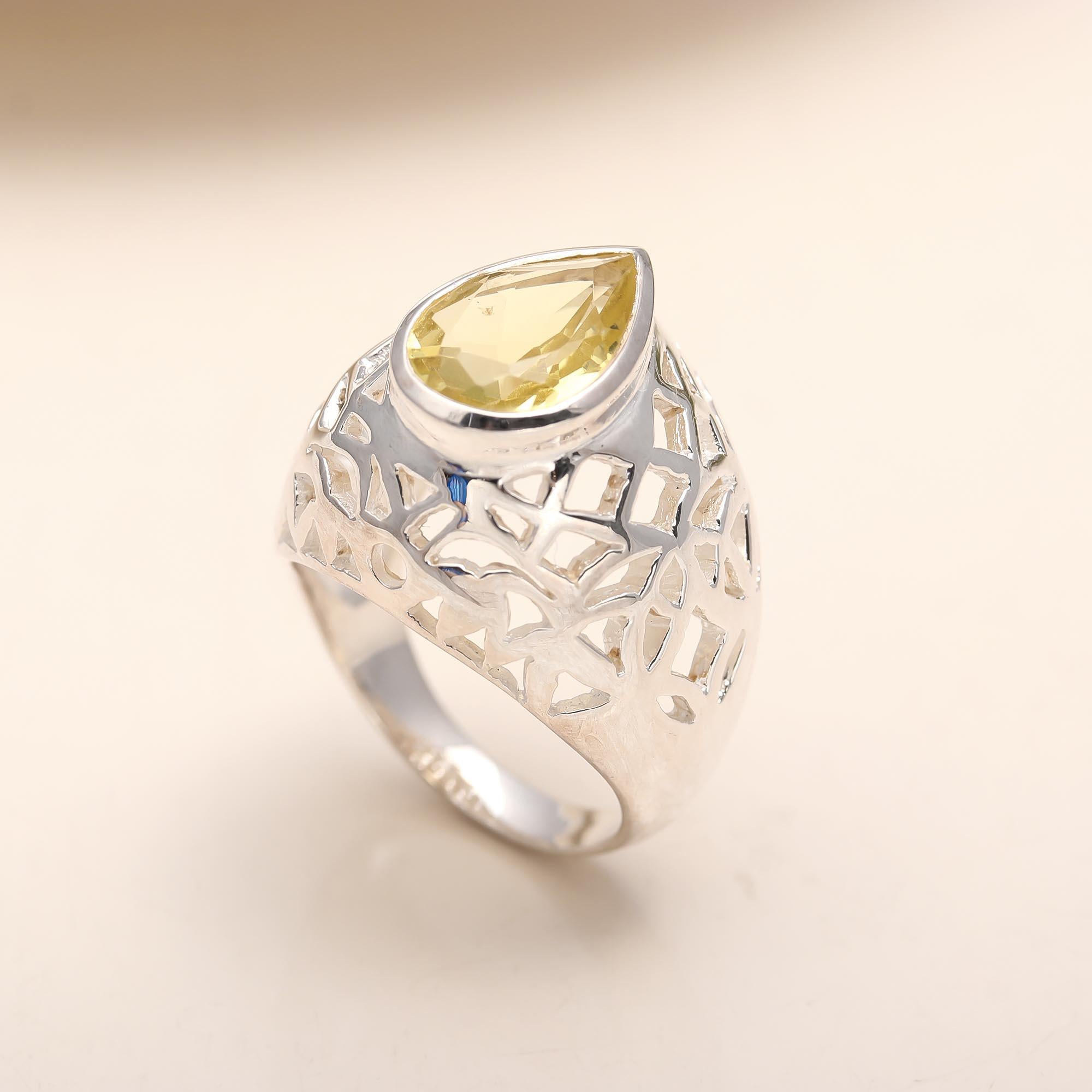 The Sun Drop: Pear Cut Lemon Quartz Ring