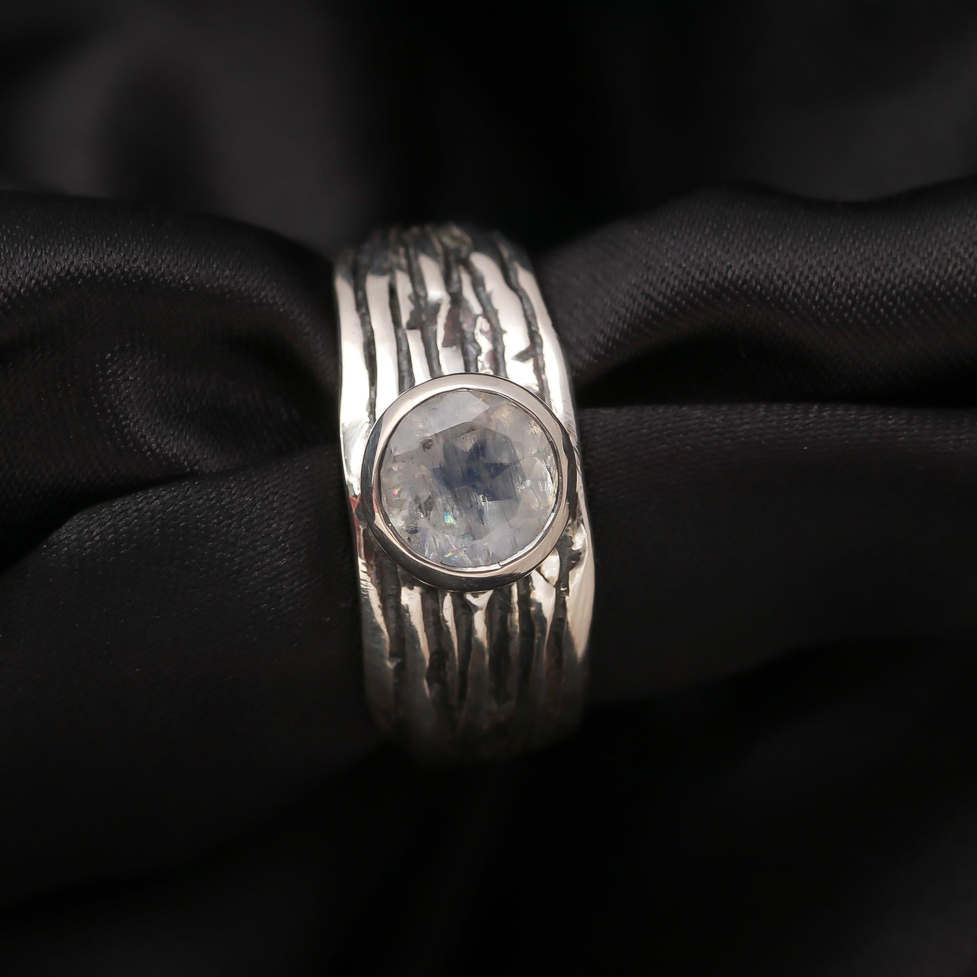 925 Silver Moonstone Textured Ring