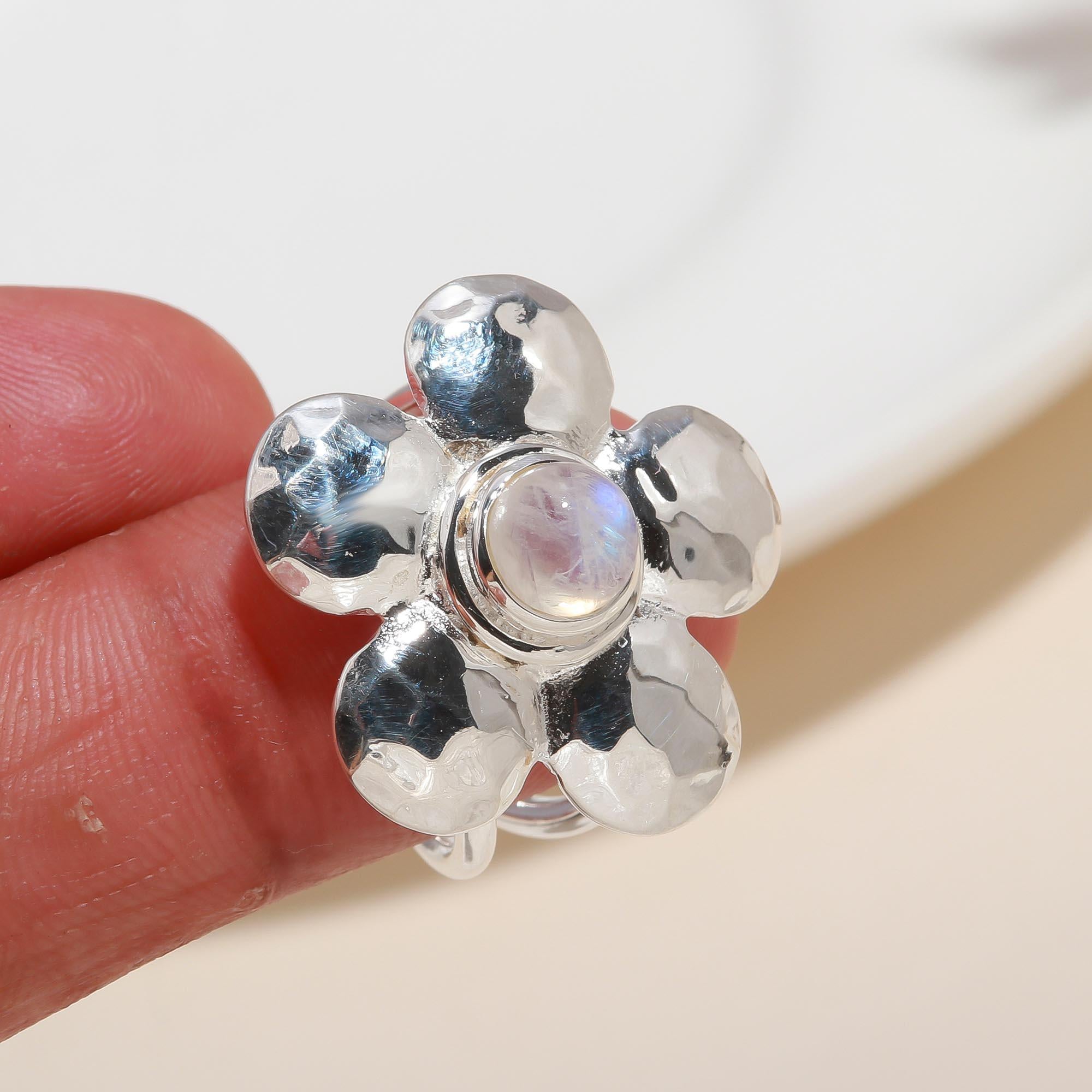 925 Silver Hammered Flower Ring