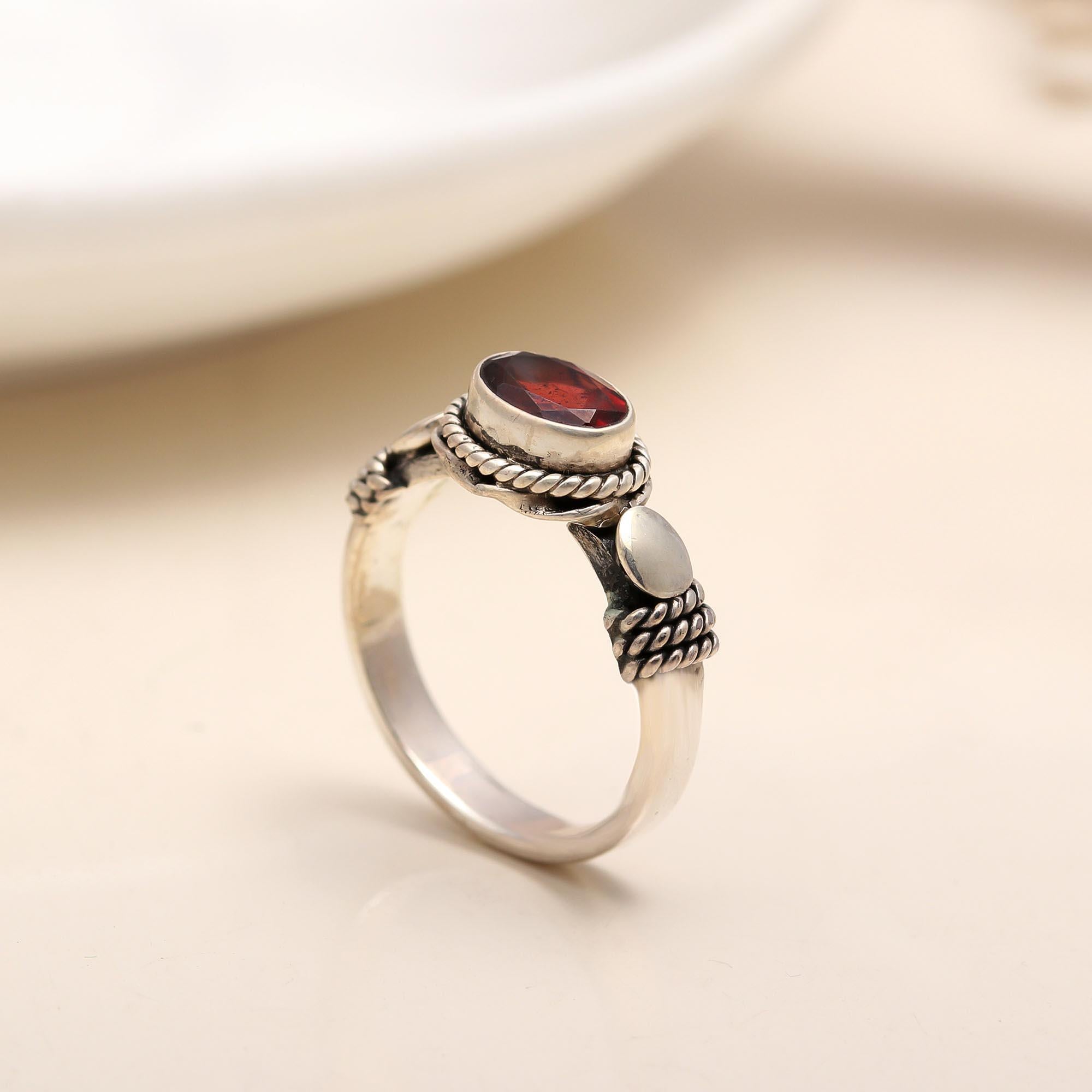 925 Silver Garnet Rope Band Ring