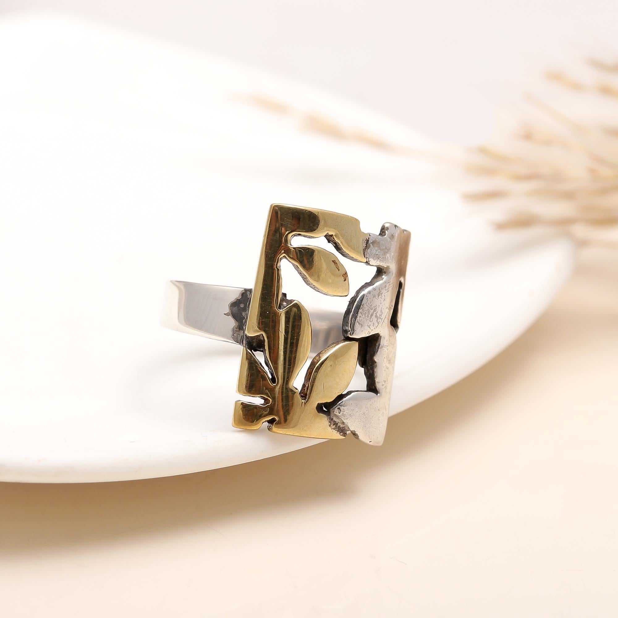 925 Silver Dual Tone Leaf Cutout Ring close-up