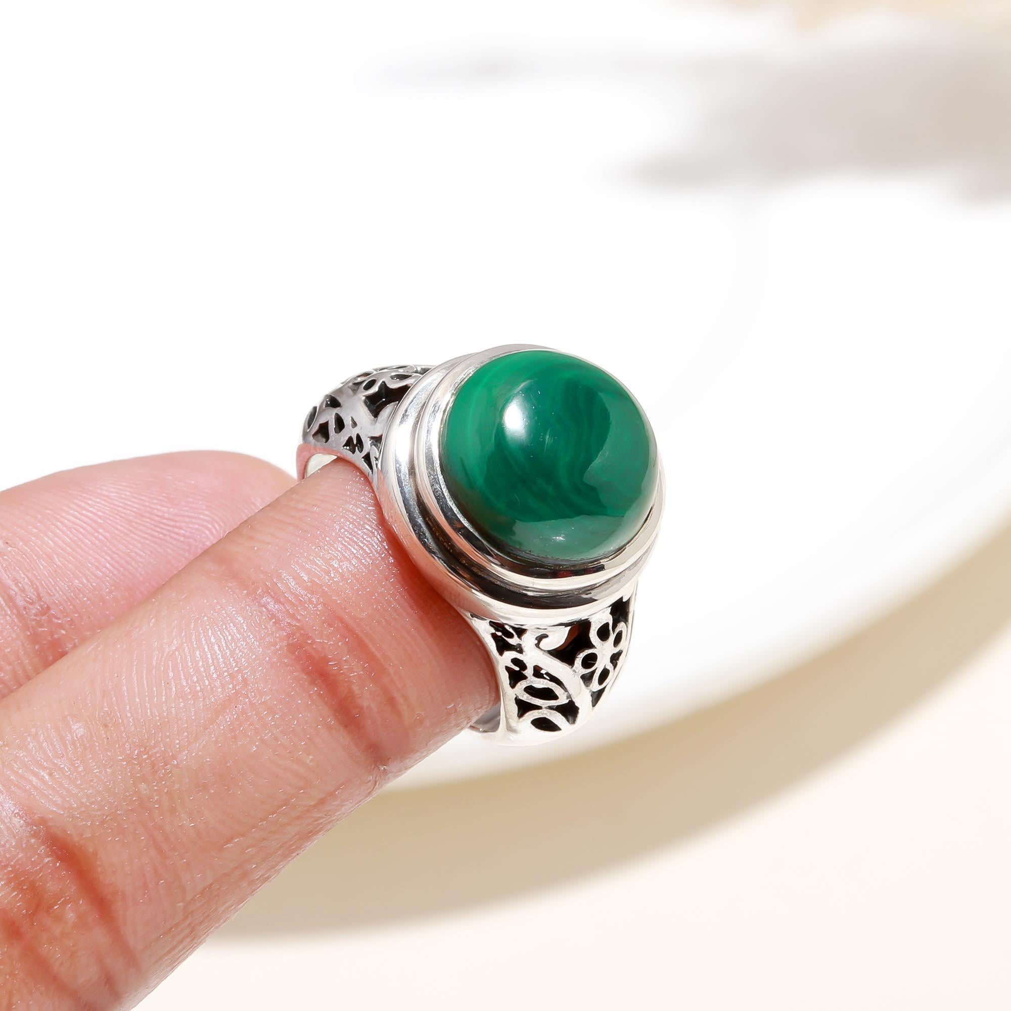 The Verdant Scroll: Malachite Silver Filigree Ring