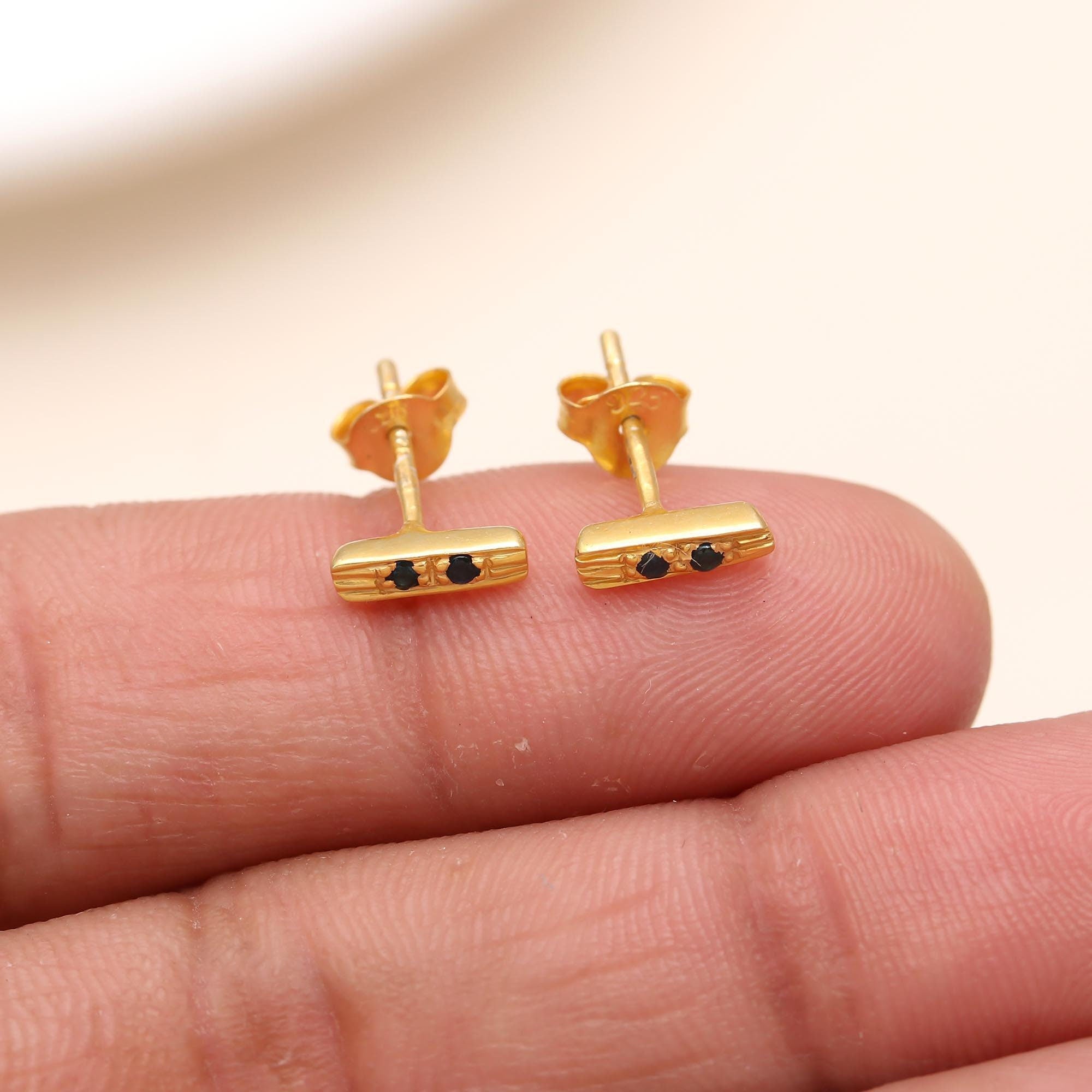 The Gilded Stripe: Textured Gold & Blue Sapphire Bar Studs