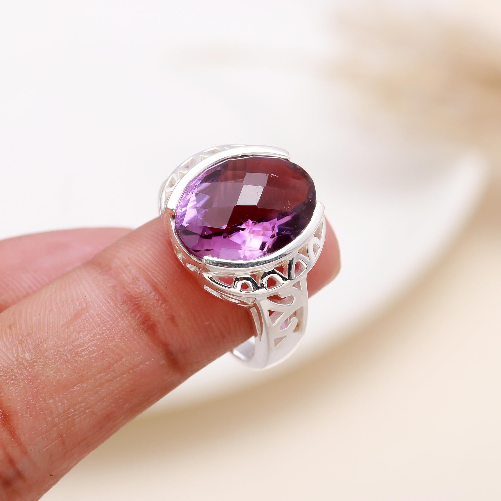 The Crown Jewel: Oval Amethyst Basket Ring