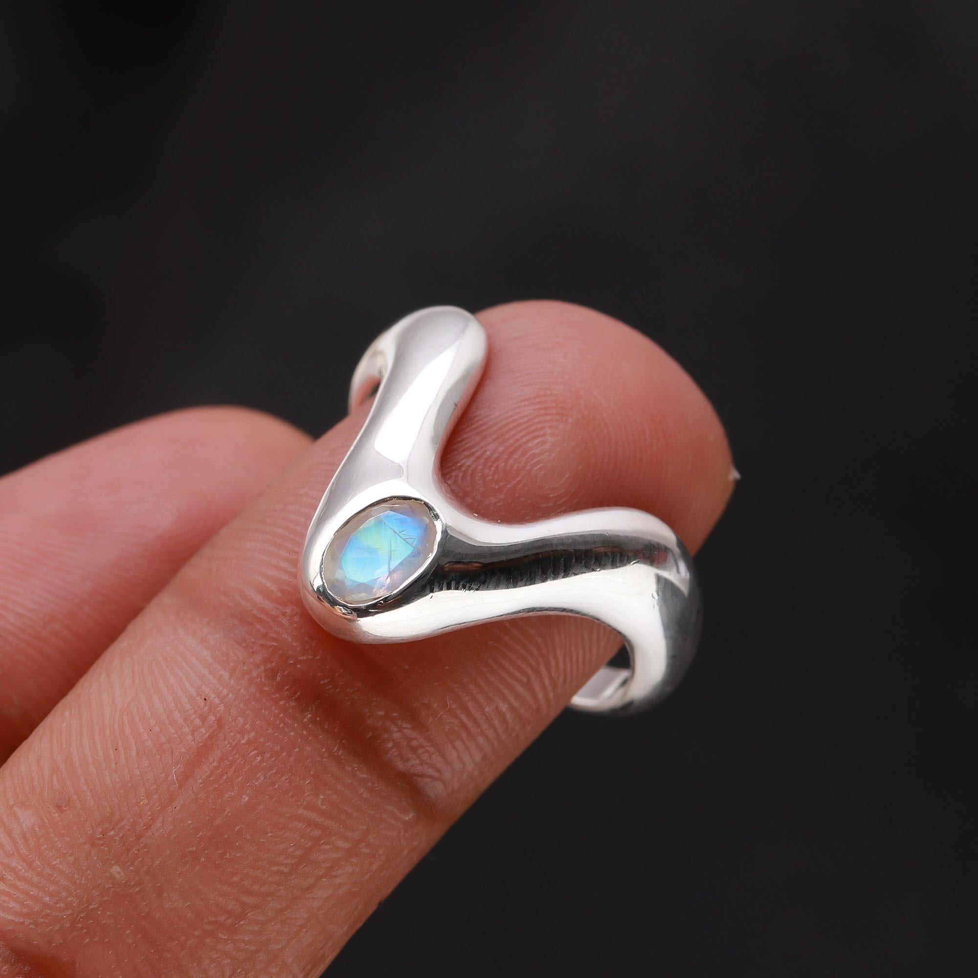 Round Moonstone: Modern Chevron Peak Ring