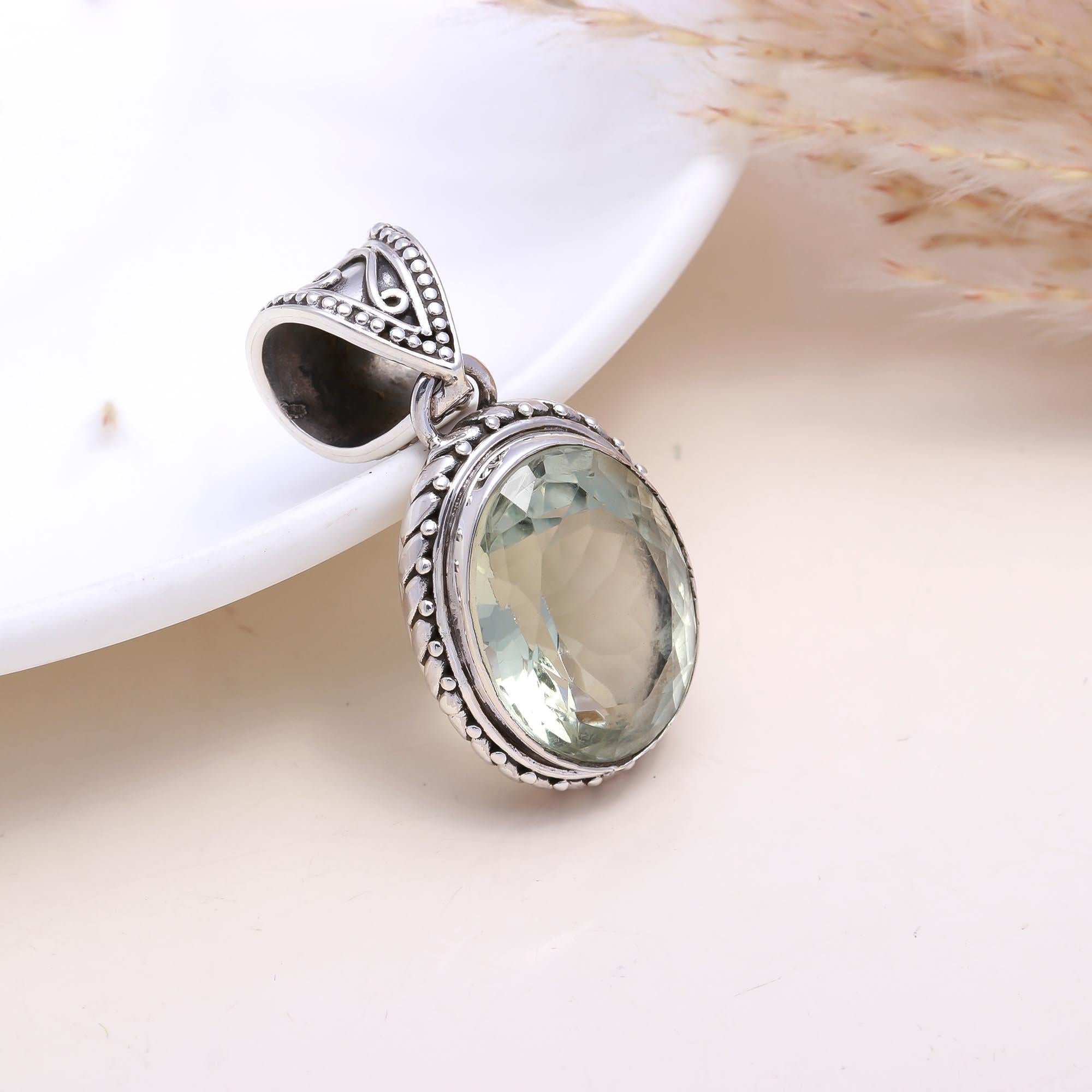 The Prasiolite Oval : Green Amethyst Rope Border Pendant