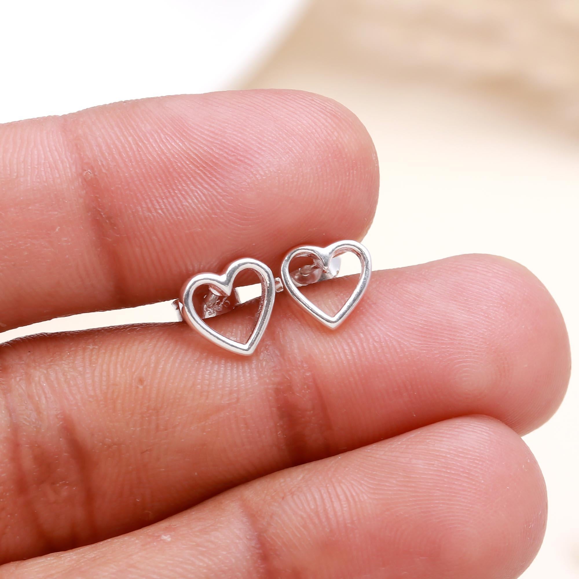 925 Sterling Silver Open Heart Stud Earrings