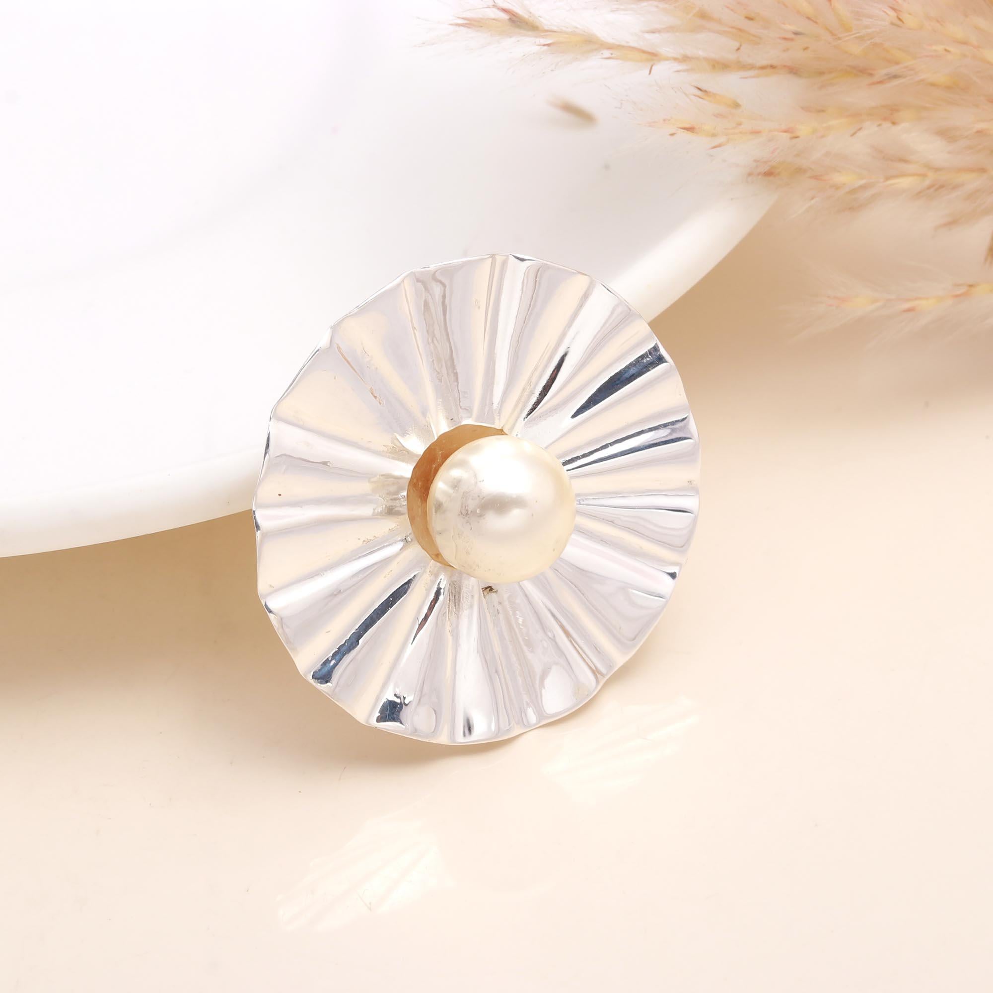 925 Sterling Silver Natural Pearl Center Modern Disc Pendant