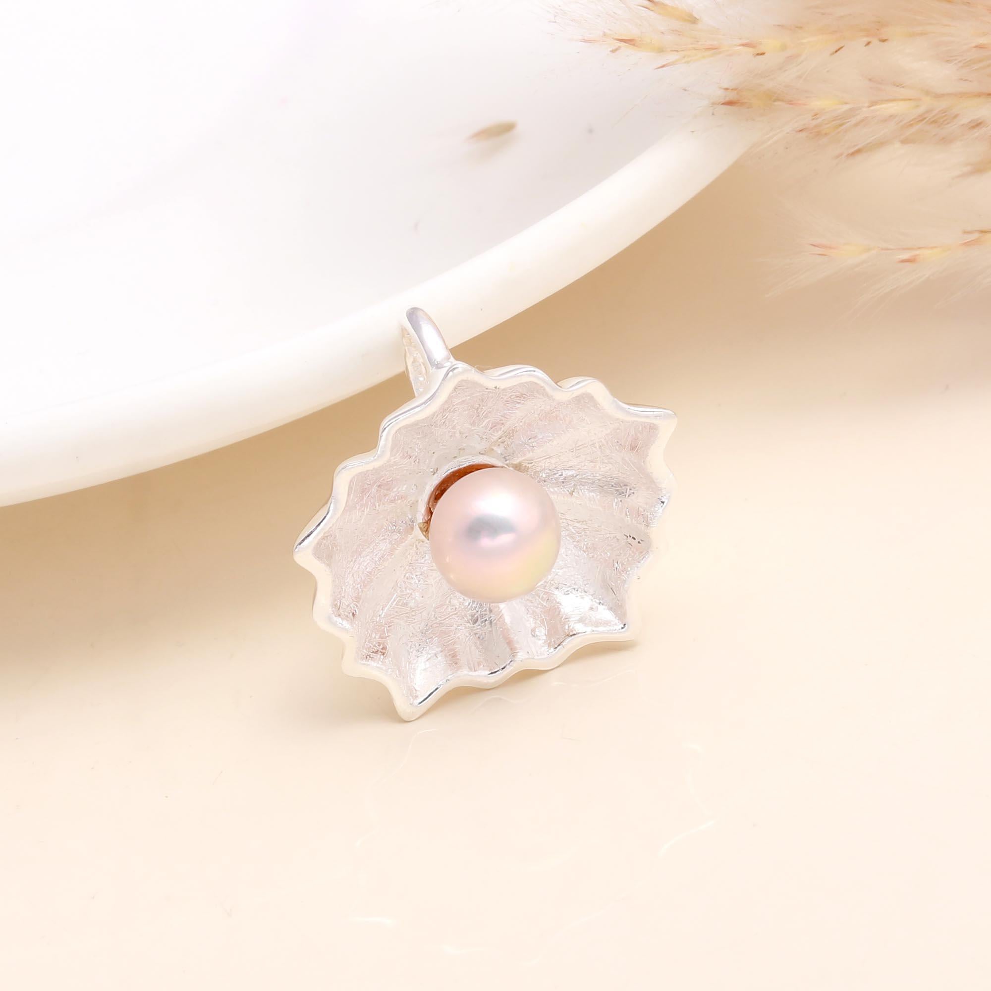 925 Sterling Silver  Pink Pearl Flower Pendant