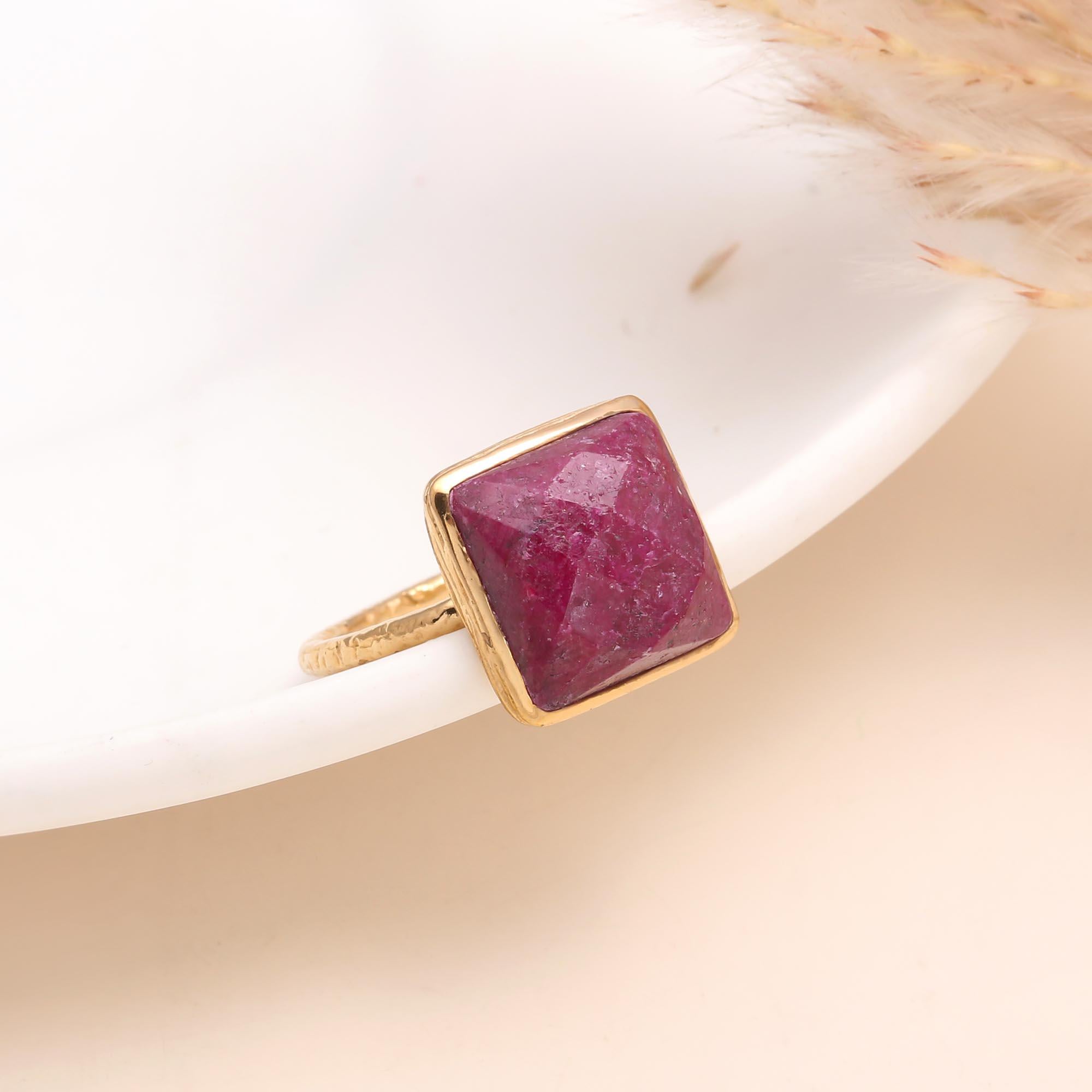 The Rustic Ruby Pyramid: Textured Gold Sugarloaf Ring