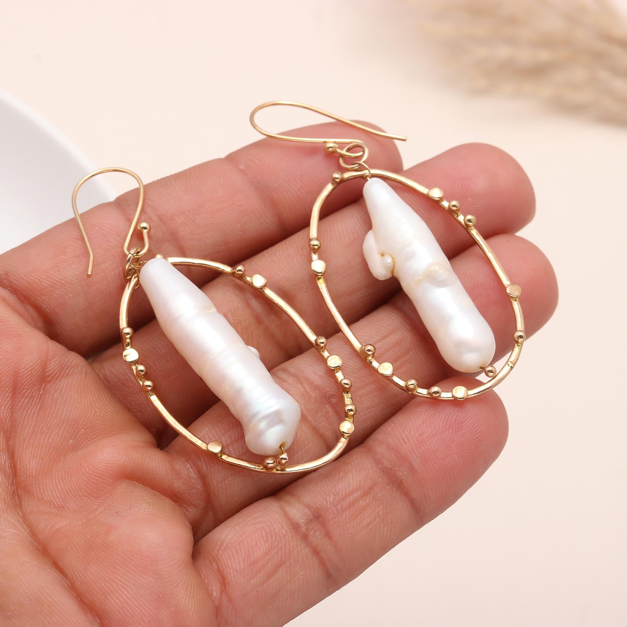 The Baroque Oval: Pearl & Wire Frame Earrings
