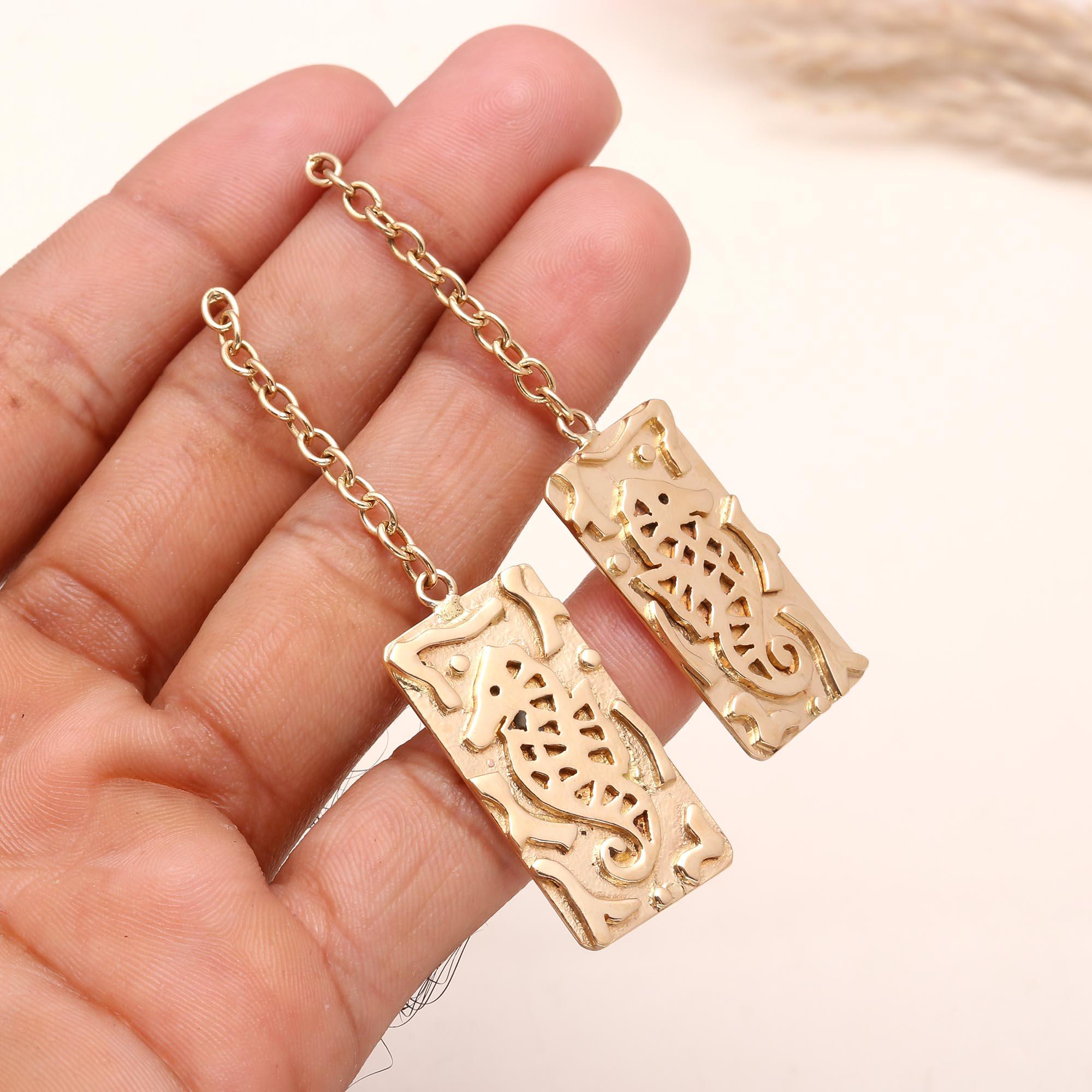 The Golden Seahorse: Intricate Cutout Drop Earrings